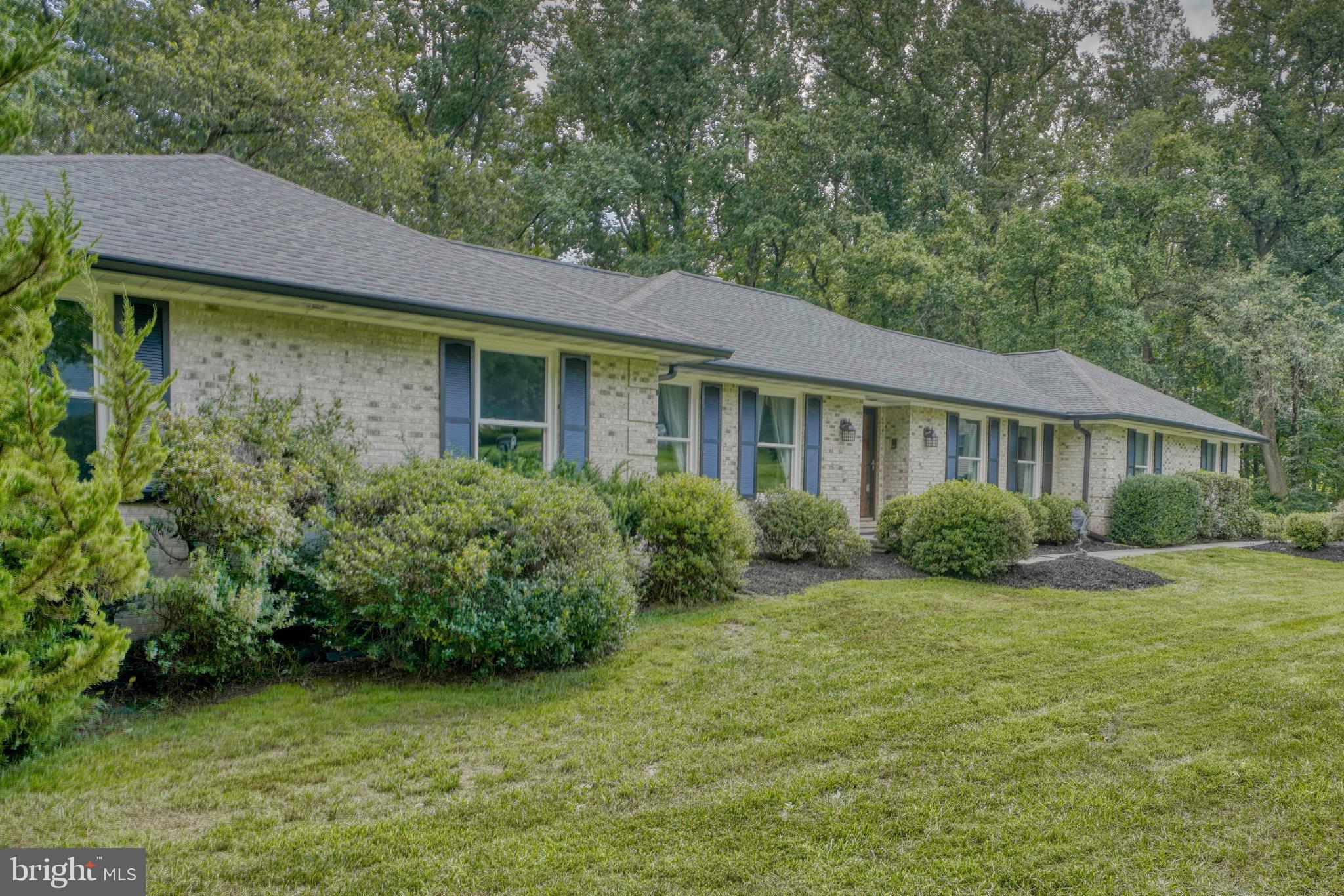 GREENFIELDS - Residential