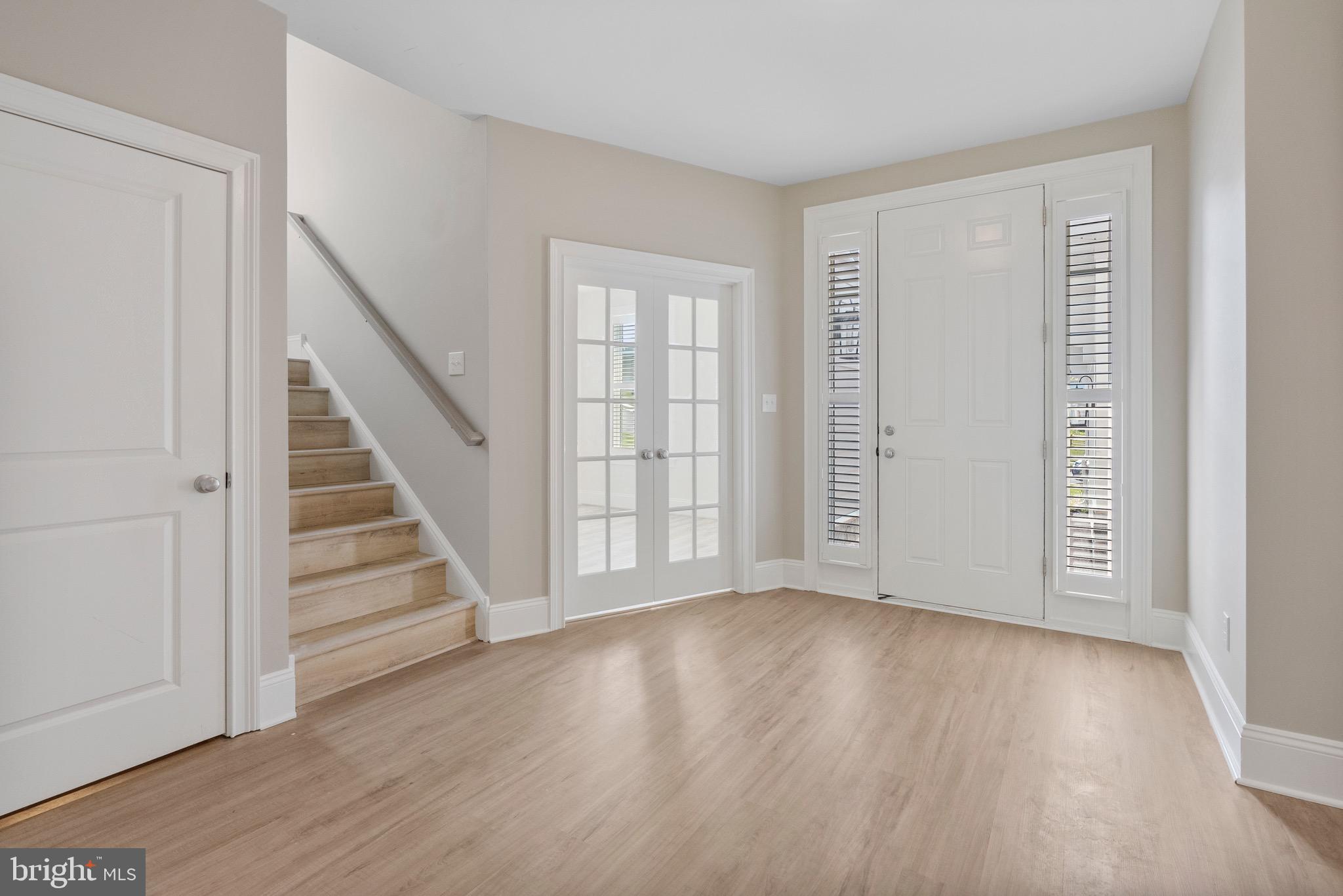 THE VILLAGES AT NORTHRIDGE - Residential