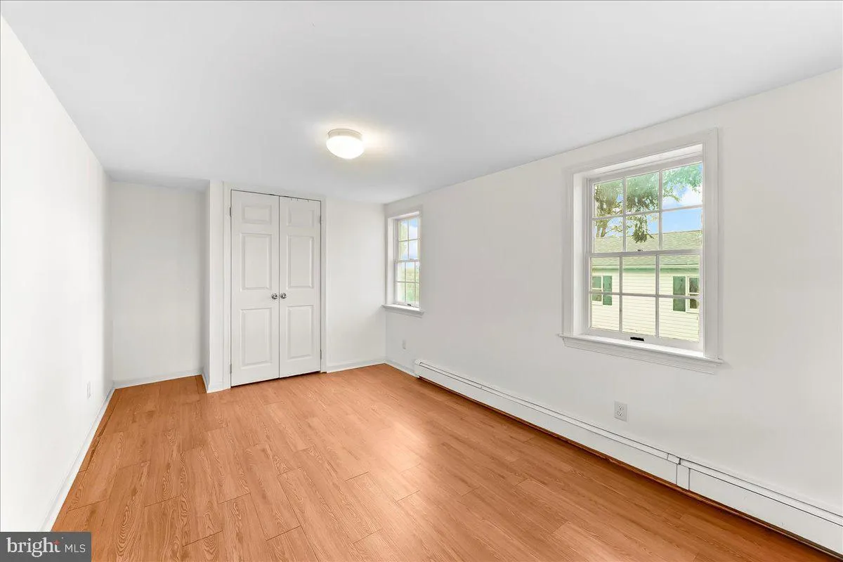 Coatesville, Pennsylvania 19320, United States, 8 Bedrooms Bedrooms, ,Residential,Pending,250875