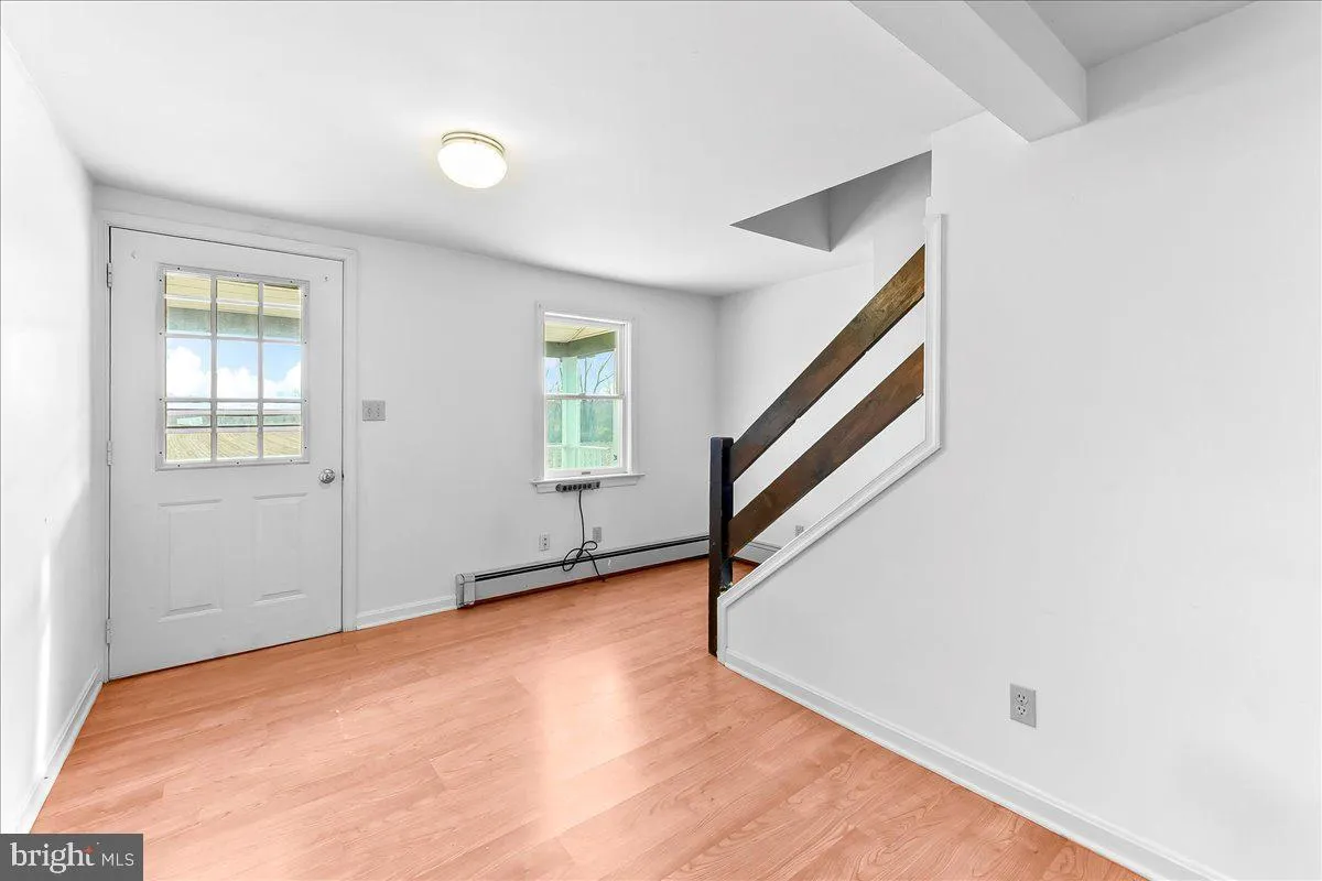 Coatesville, Pennsylvania 19320, United States, 8 Bedrooms Bedrooms, ,Residential,Pending,250875