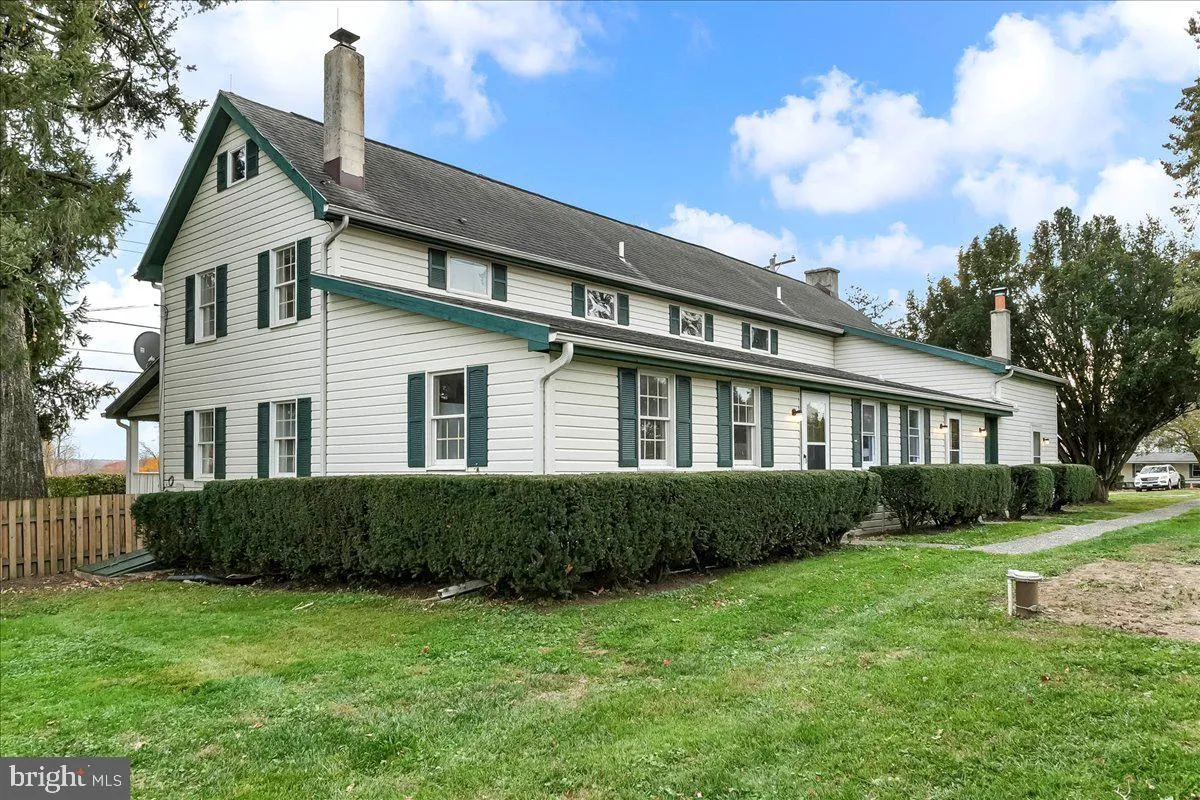 Coatesville, Pennsylvania 19320, United States, 8 Bedrooms Bedrooms, ,Residential,Pending,250875