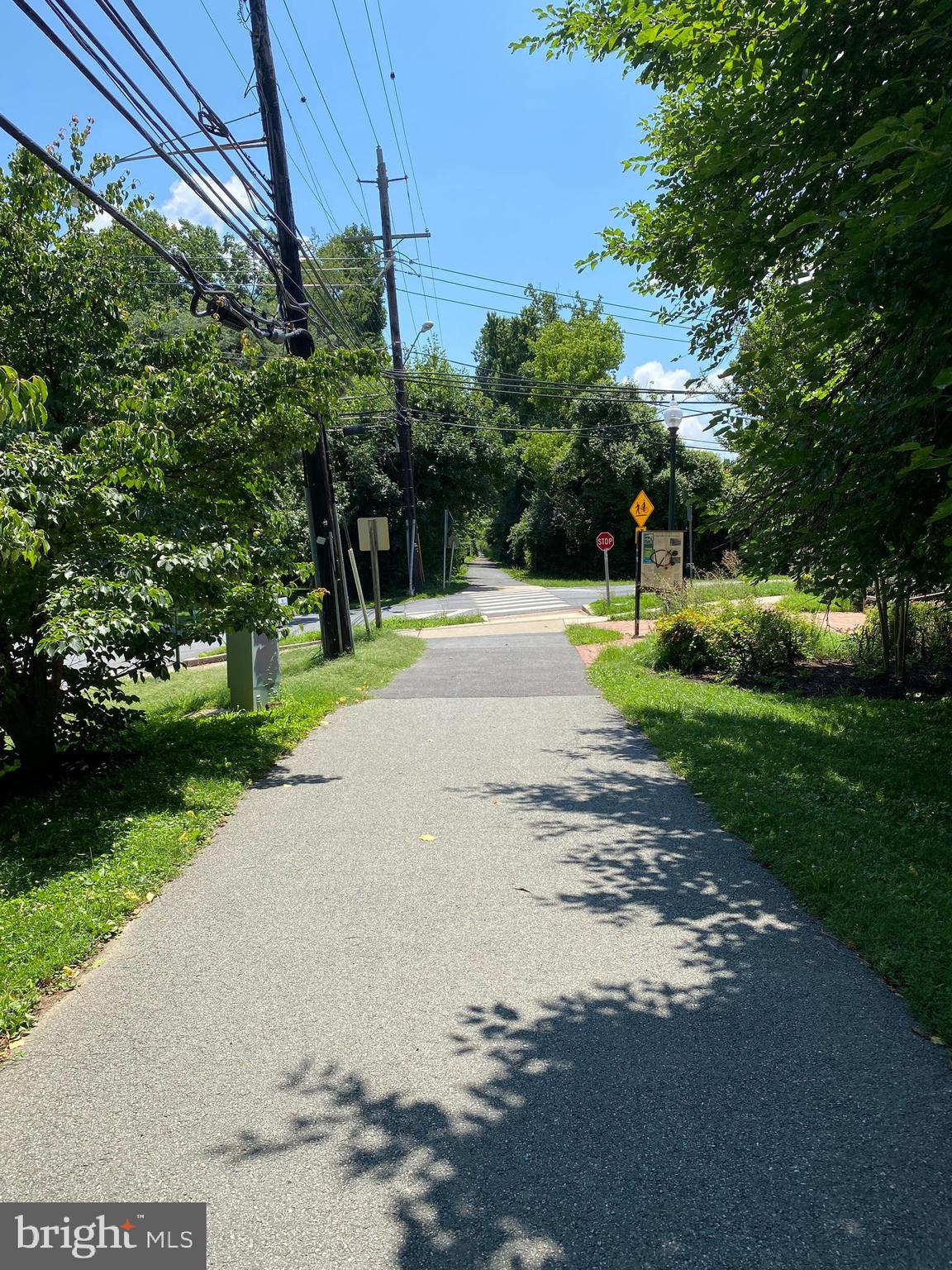 HENDRY ESTATES - Residential Lease