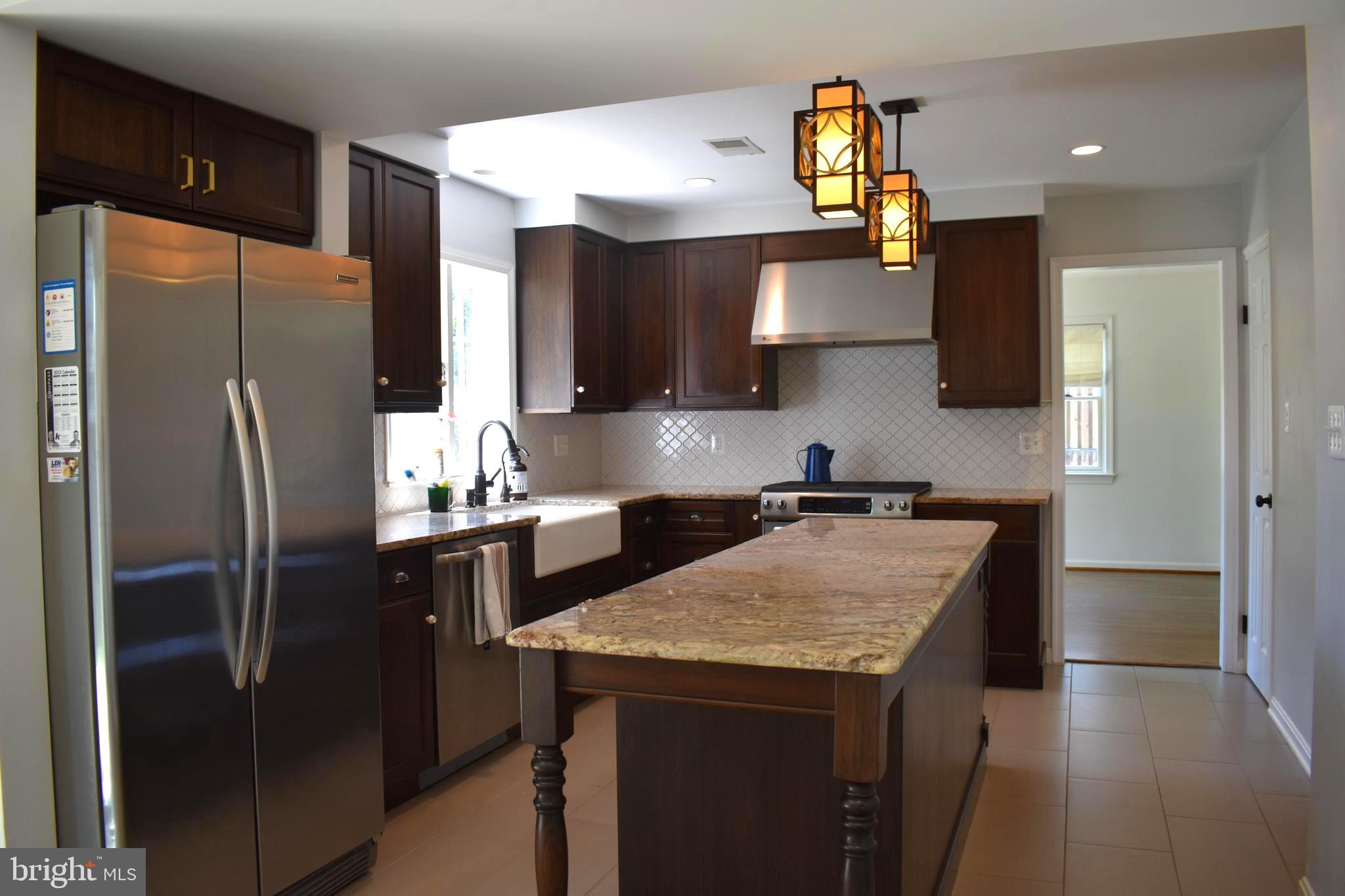 HENDRY ESTATES - Residential Lease