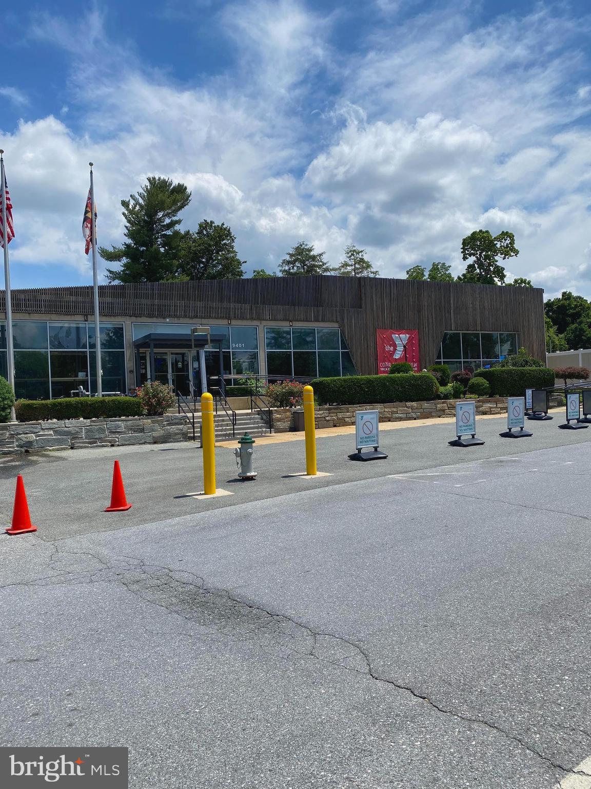 HENDRY ESTATES - Residential Lease