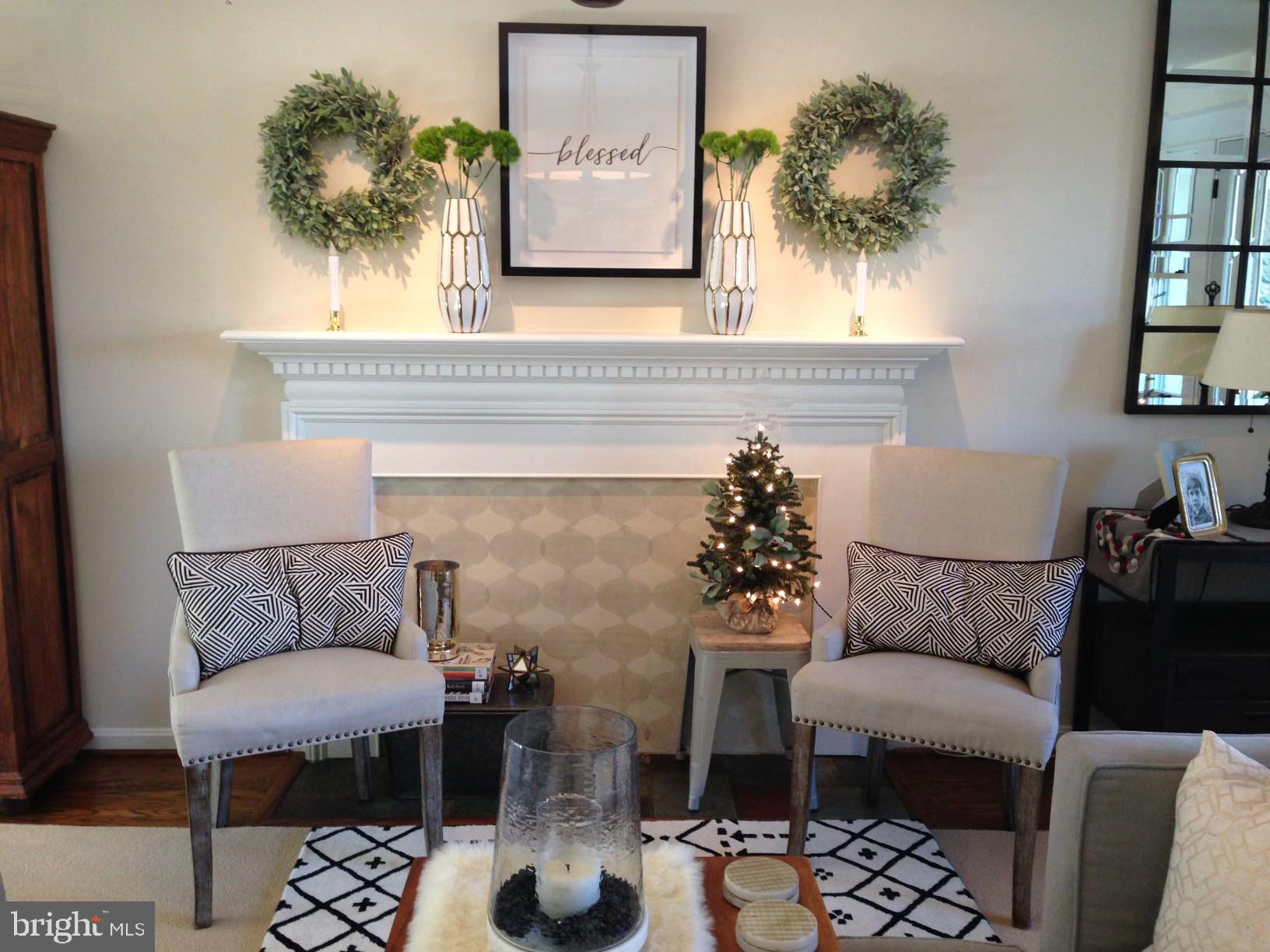 HENDRY ESTATES - Residential Lease