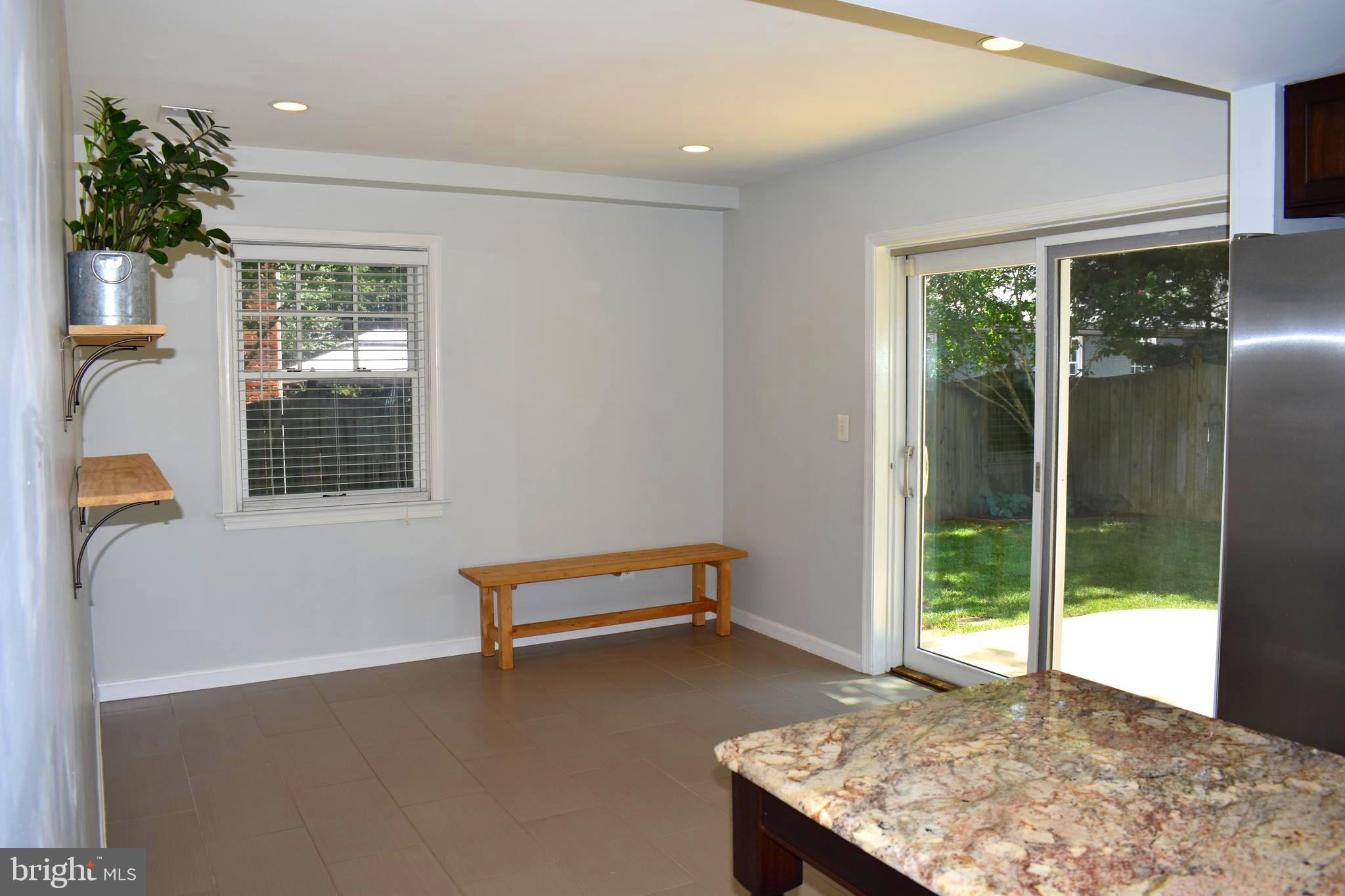 HENDRY ESTATES - Residential Lease