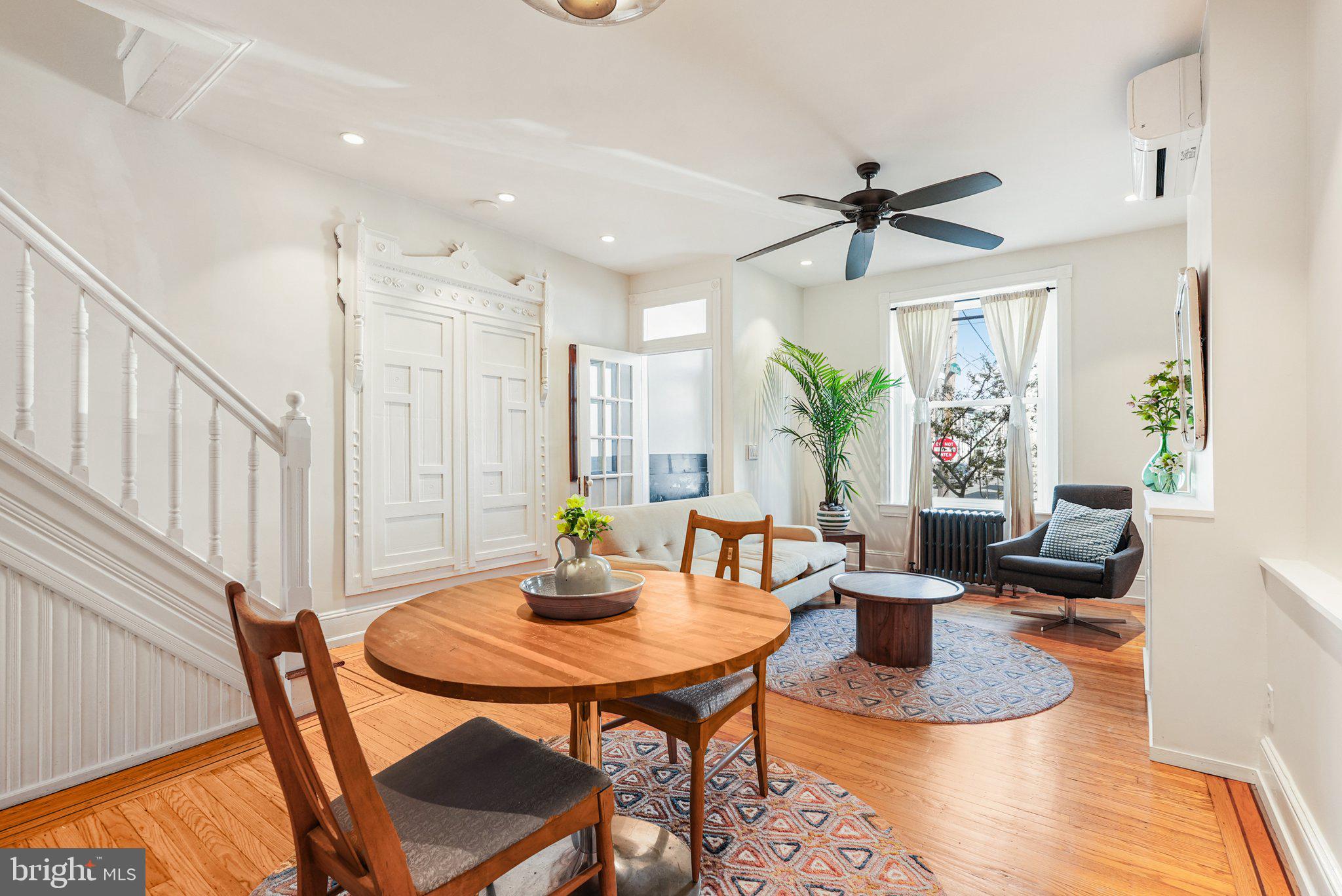 POINT BREEZE - Residential