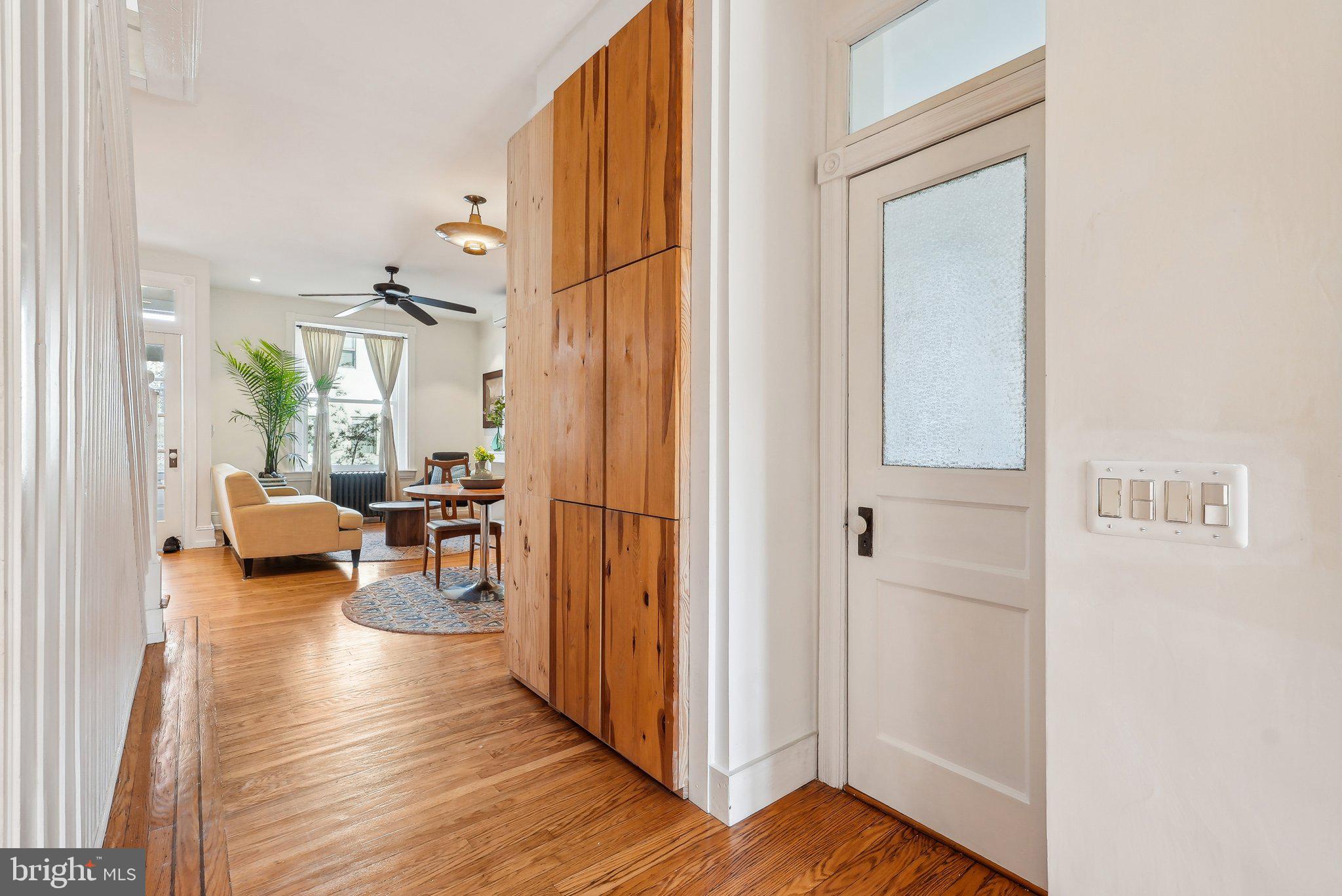 POINT BREEZE - Residential