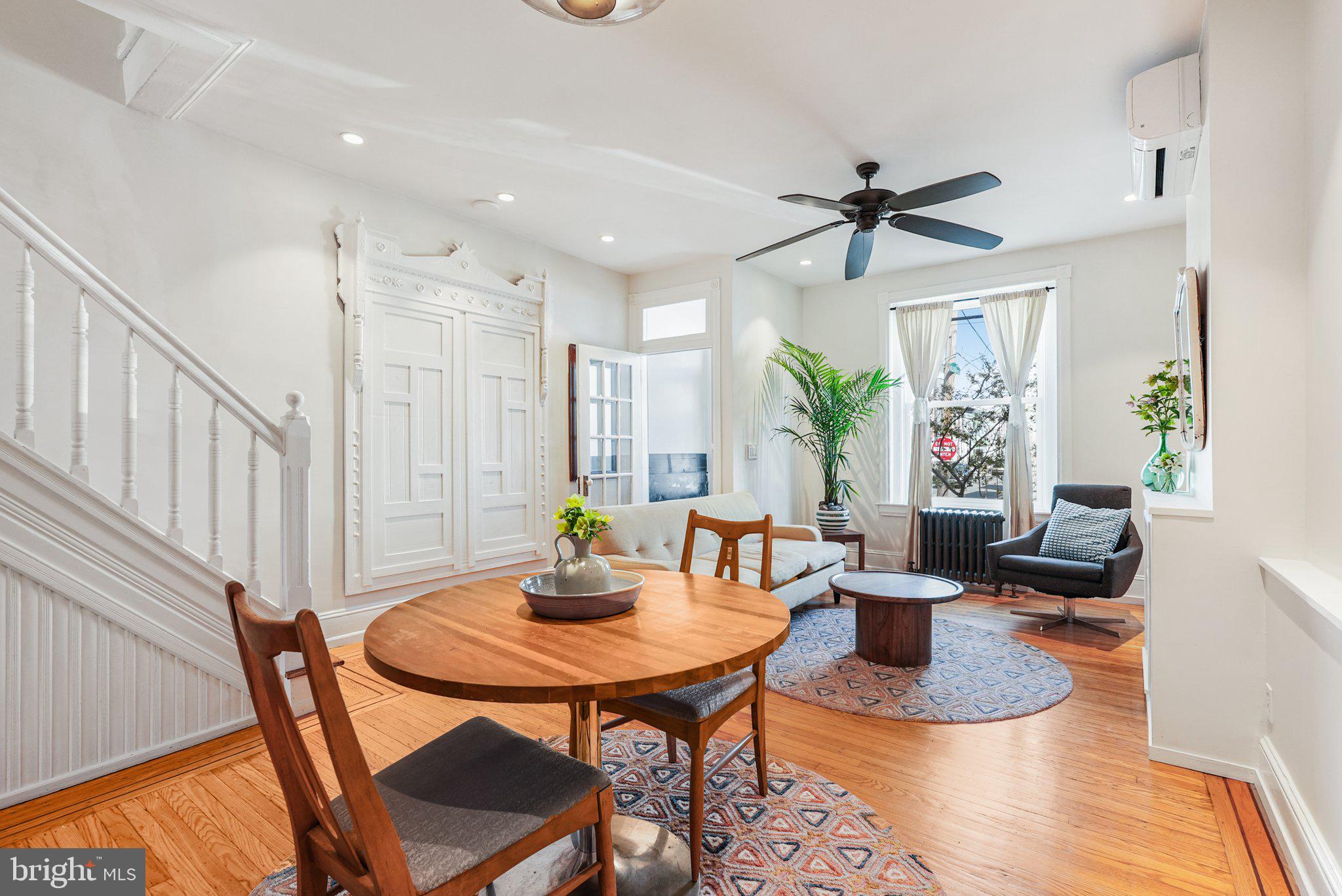 POINT BREEZE - Residential