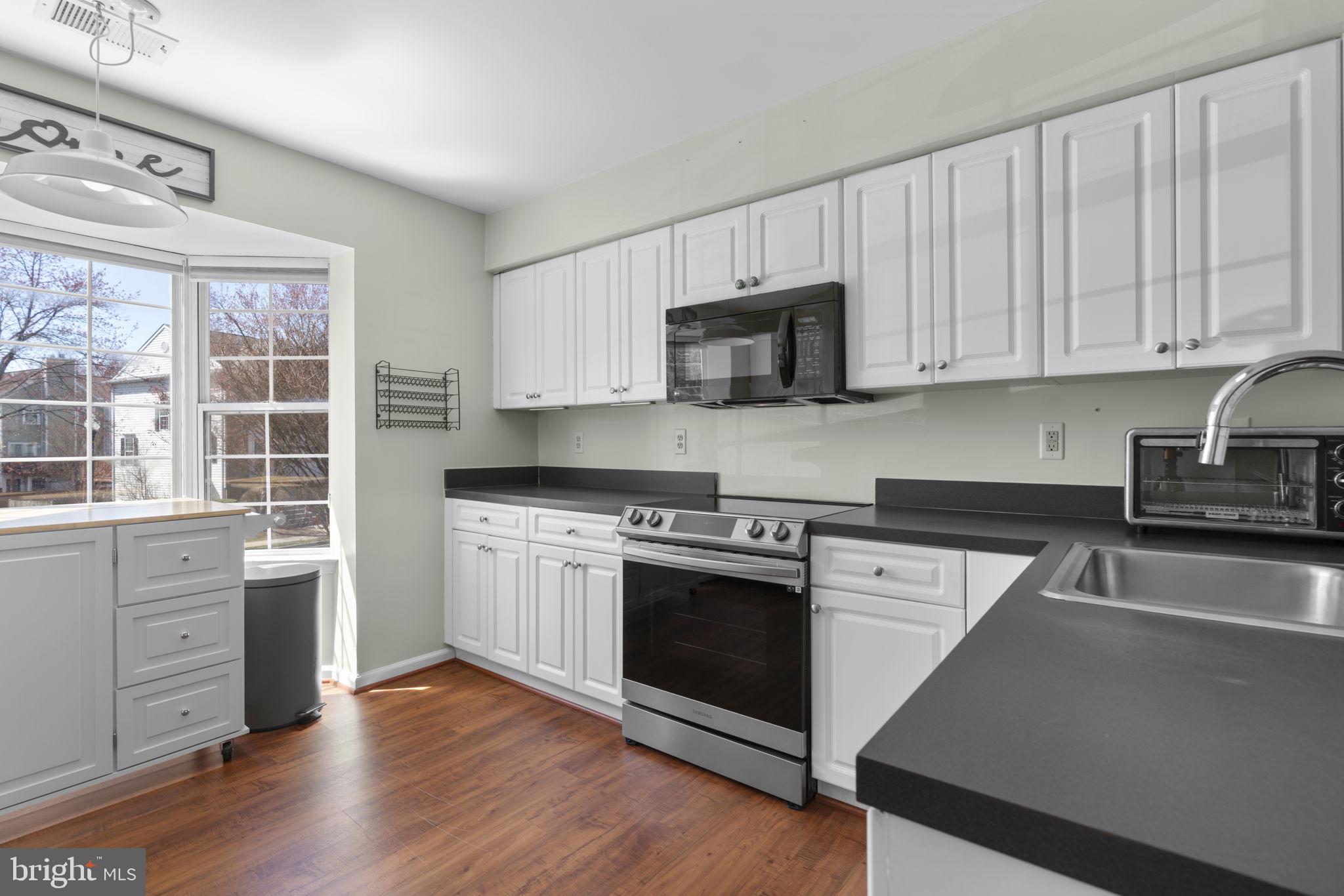 SYCAMORE MEWS - Residential