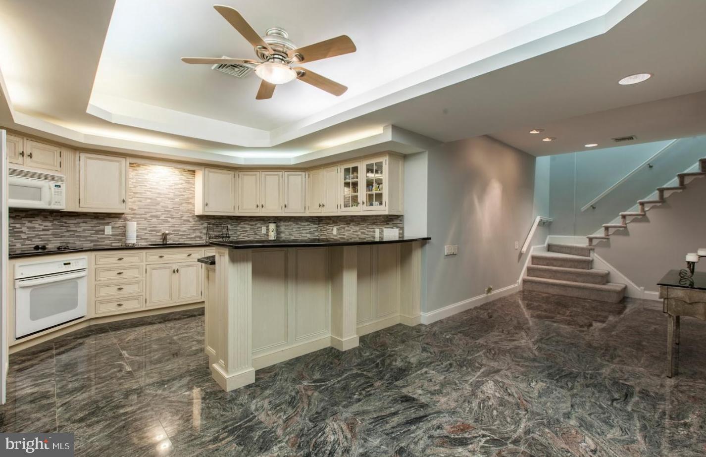 SPRINGTON POINTE - Residential