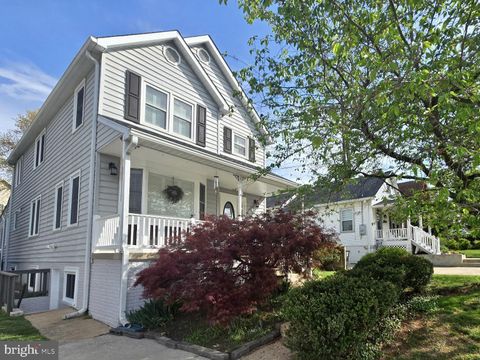 5725 6TH STREET N ARLINGTON VA 22205