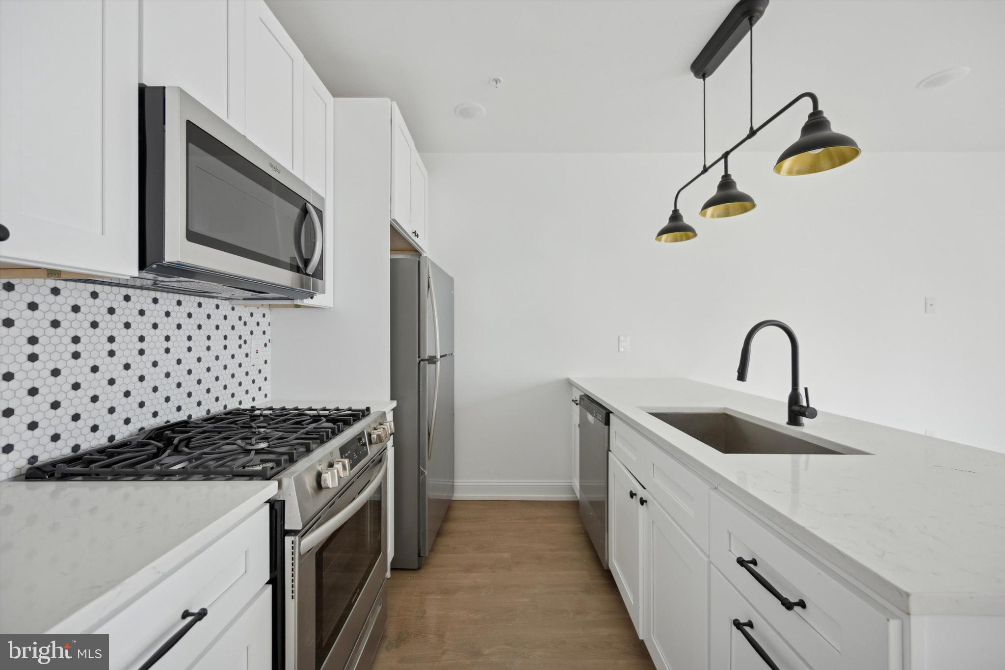 FRANCISVILLE - Residential Lease