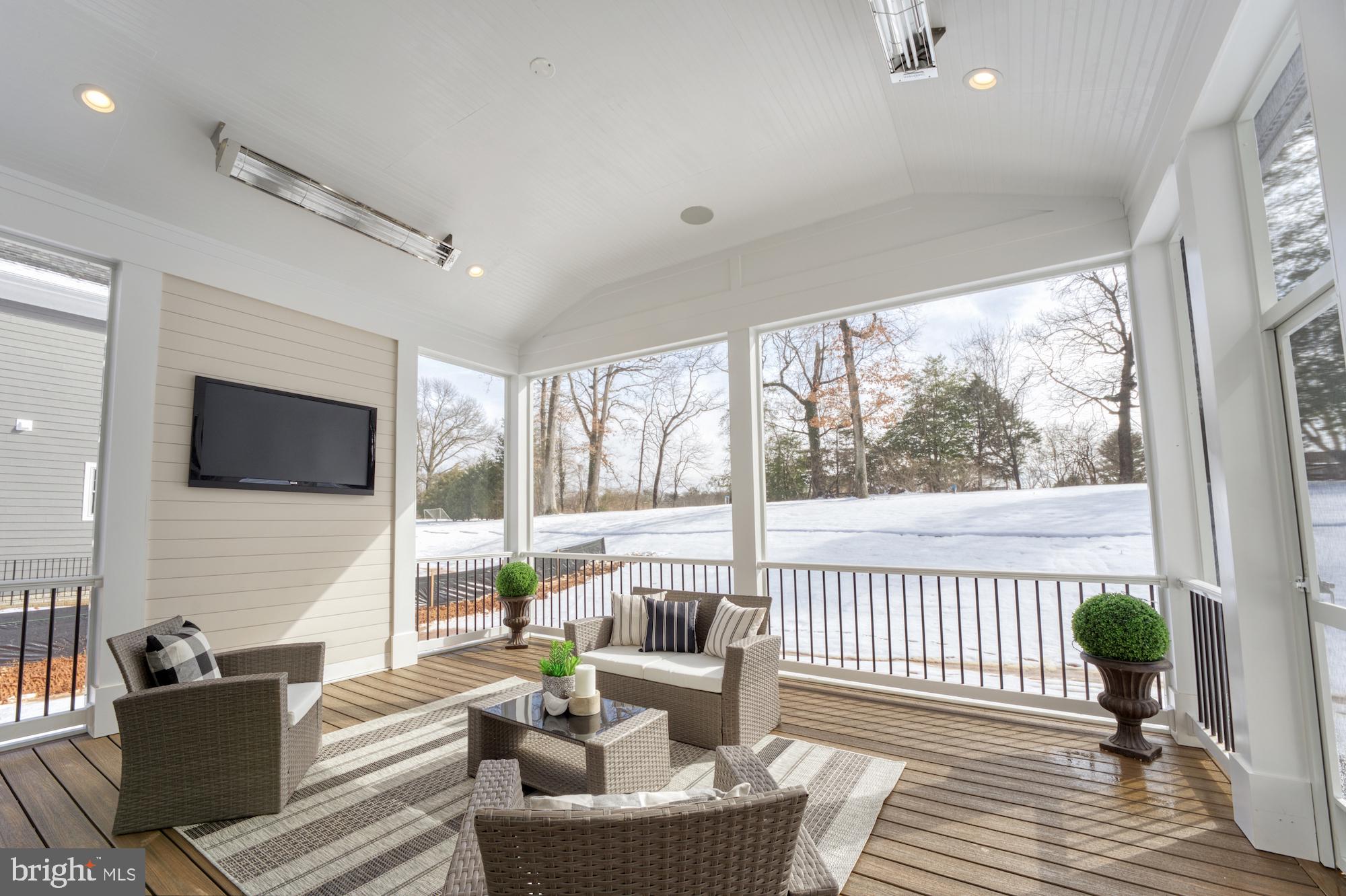 SPRING LAKE - Residential