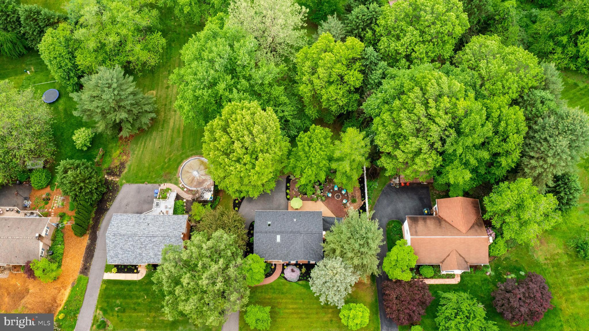 29 FARMINGTON DRIVE