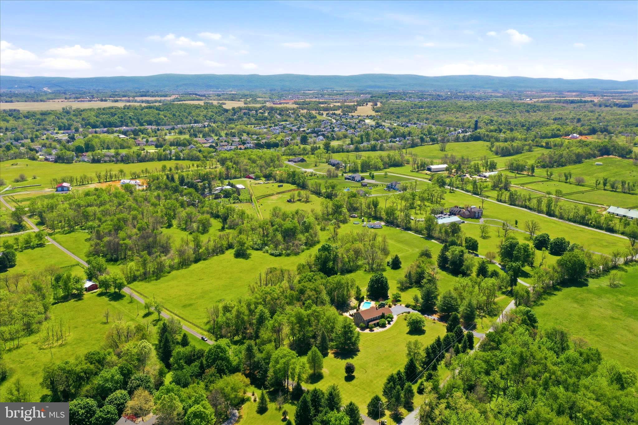 CEDAR LAWN - Residential