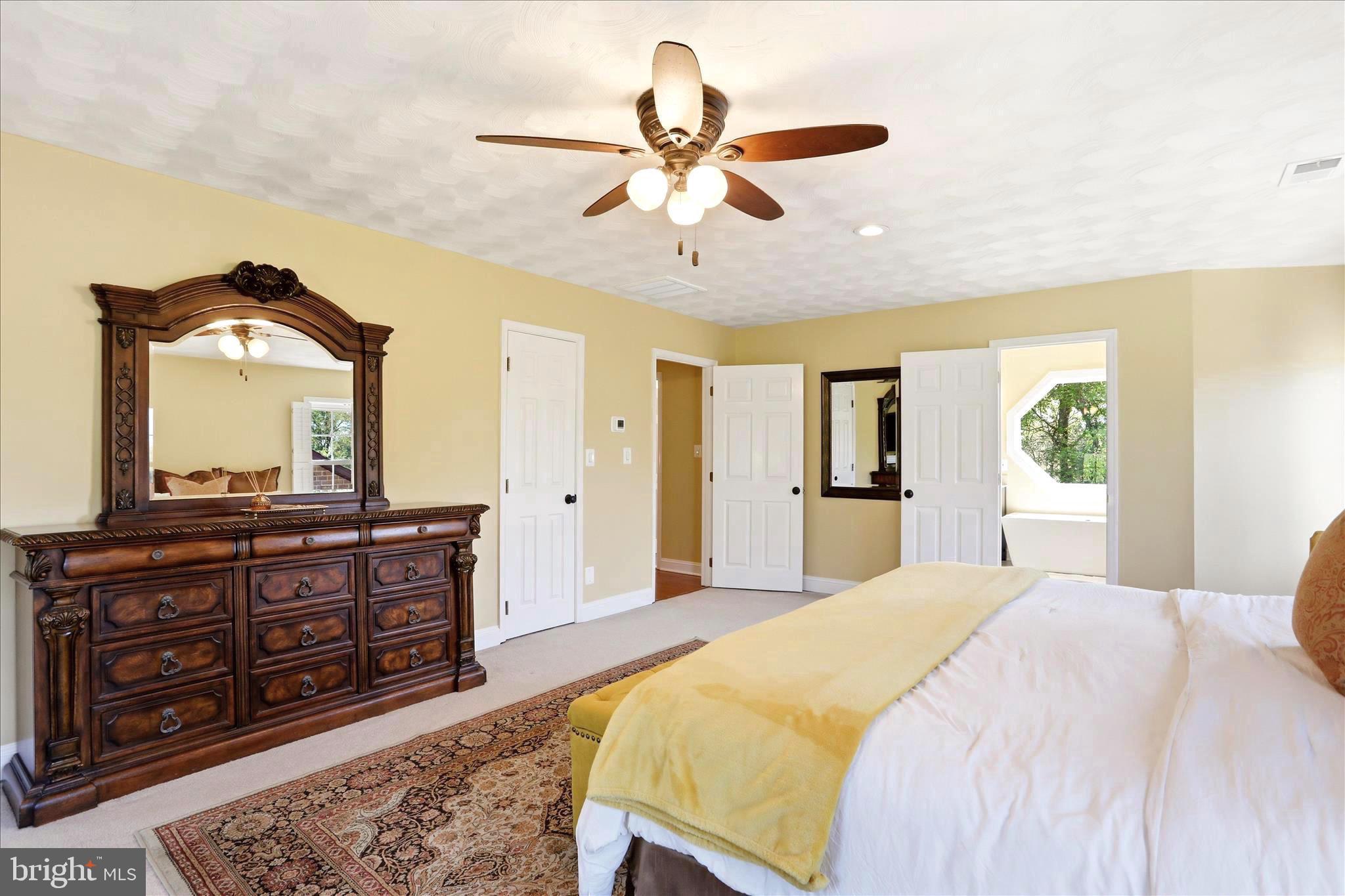 CEDAR LAWN - Residential