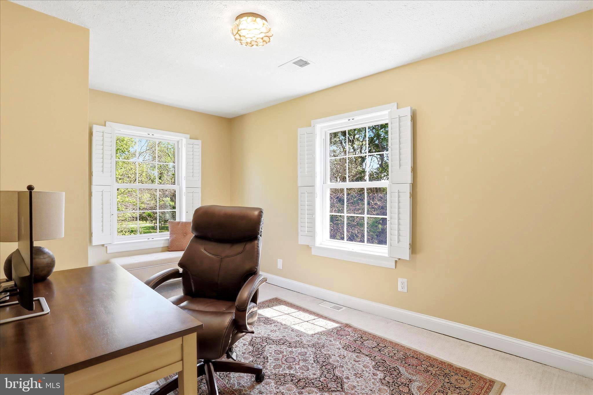 CEDAR LAWN - Residential
