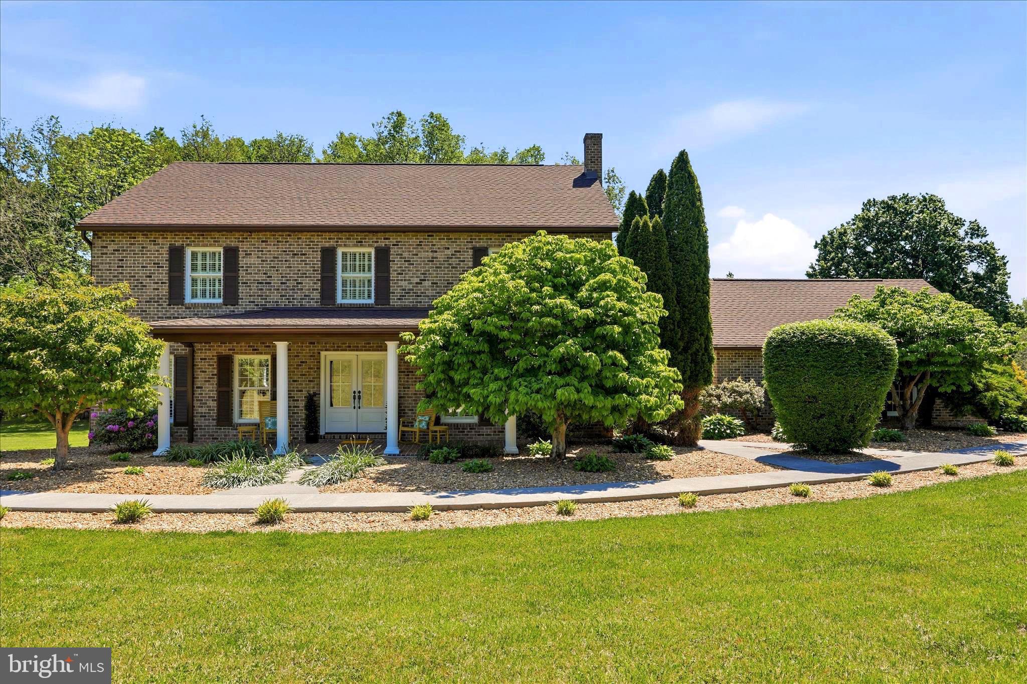CEDAR LAWN - Residential