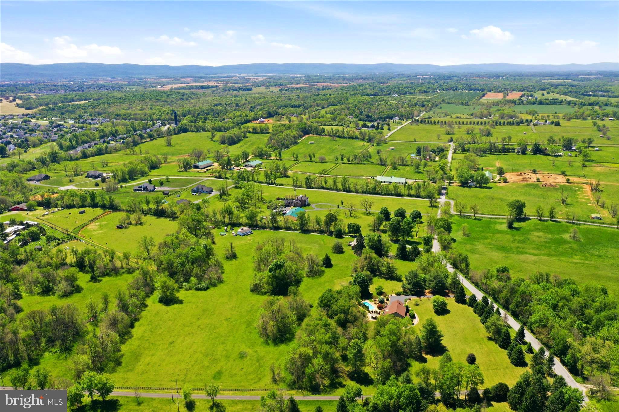 CEDAR LAWN - Residential