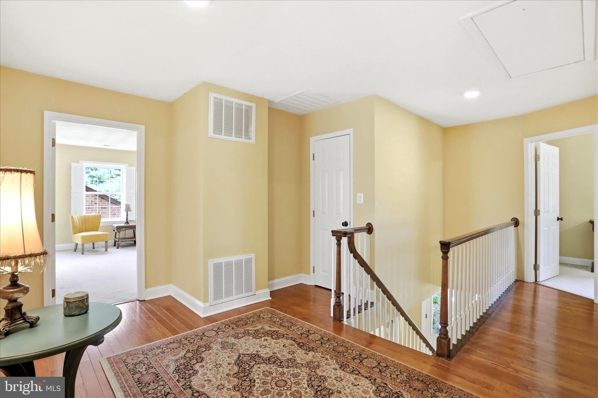 CEDAR LAWN - Residential
