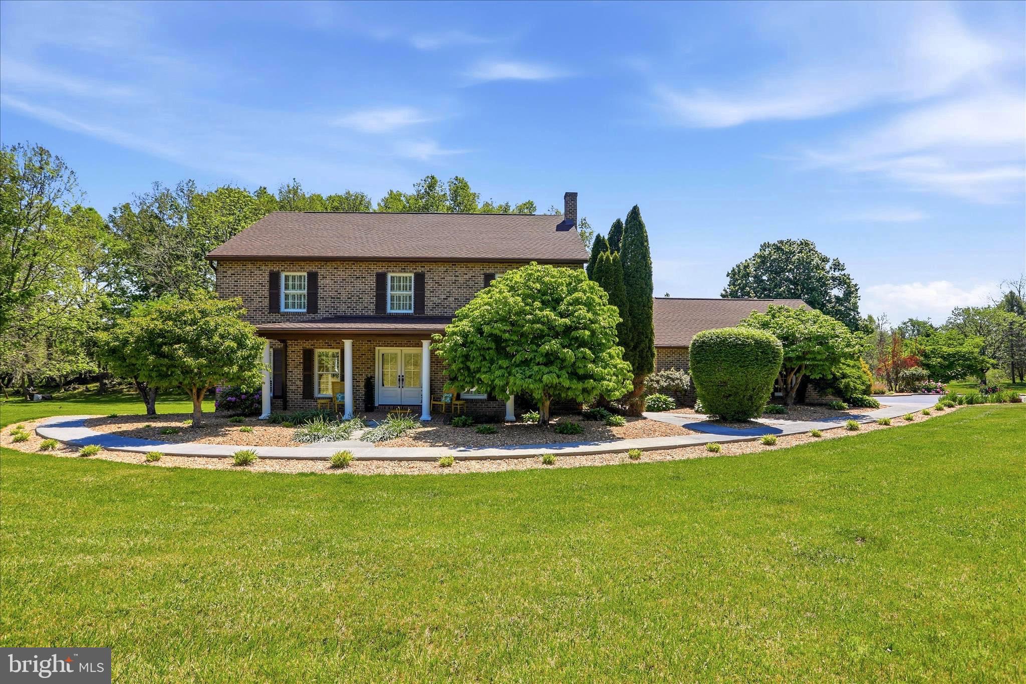 CEDAR LAWN - Residential