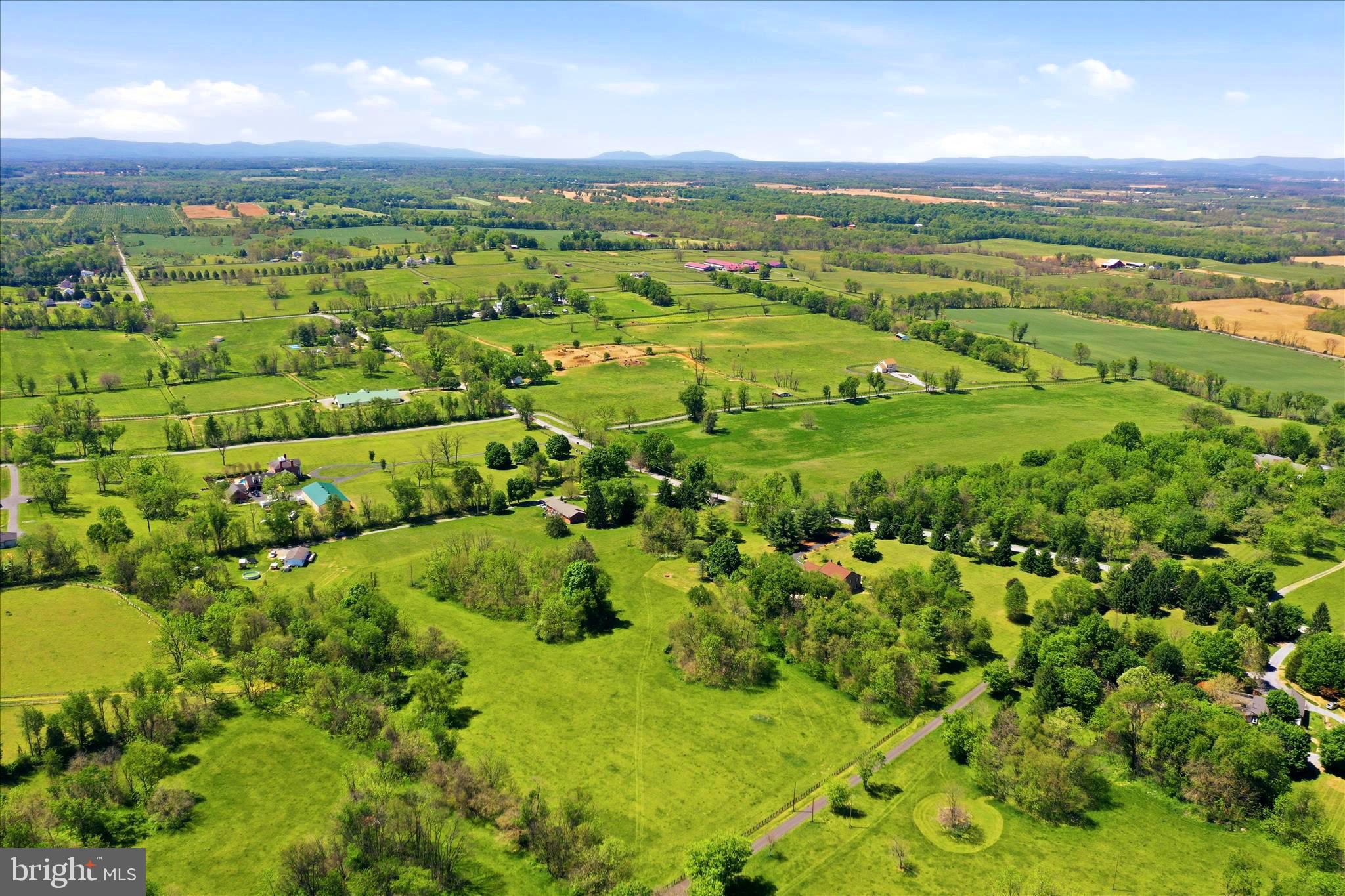 CEDAR LAWN - Residential