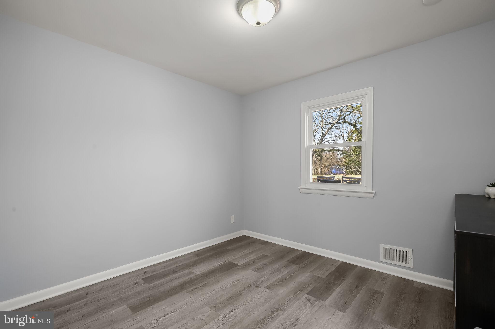 BERWYN HEIGHTS - Residential