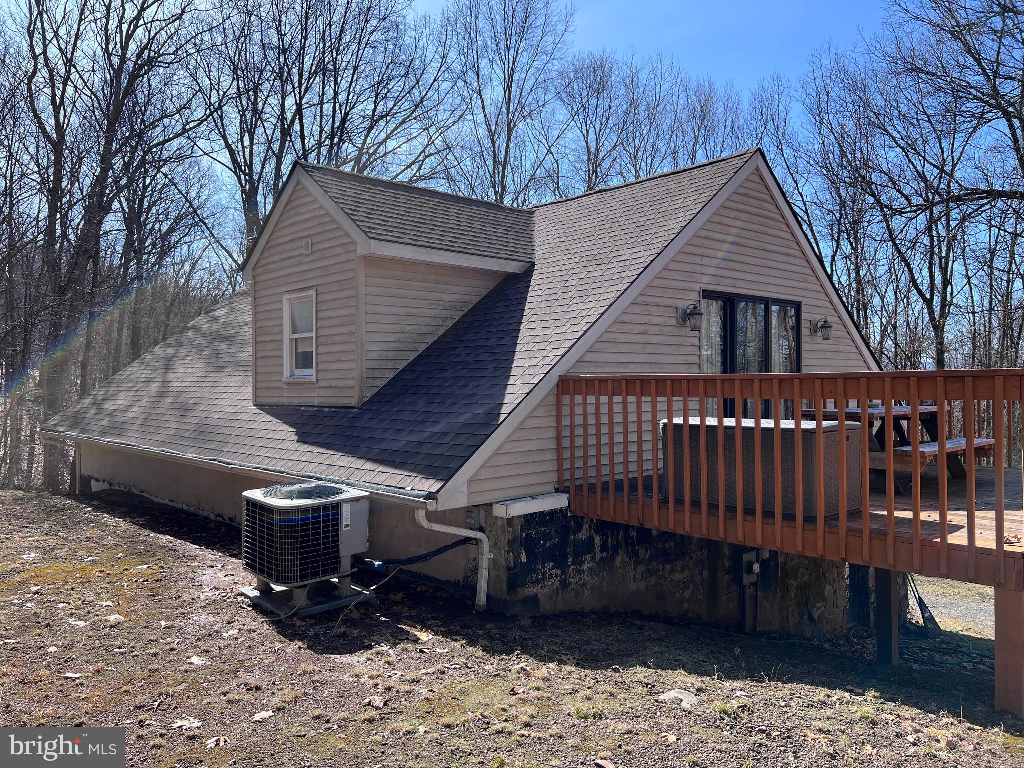 DEER RUN WOODS - Residential