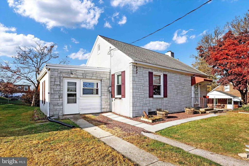 Photo of 125 Gerhart Avenue, Ephrata, PA 17522 (MLS # PALA2060690)