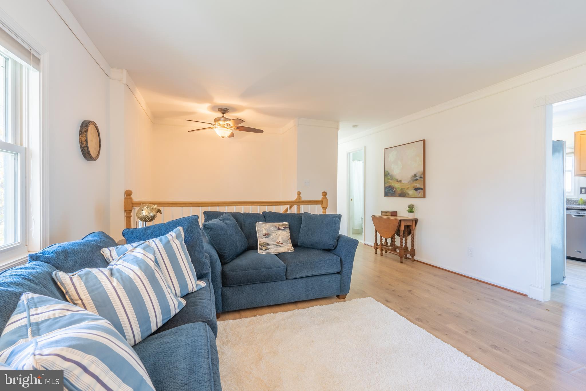 WOODLAND BEACH - Residential