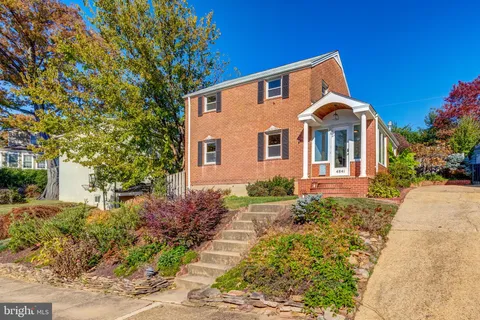 4841 1st Street S, Arlington, VA MLS: VAAR2065498