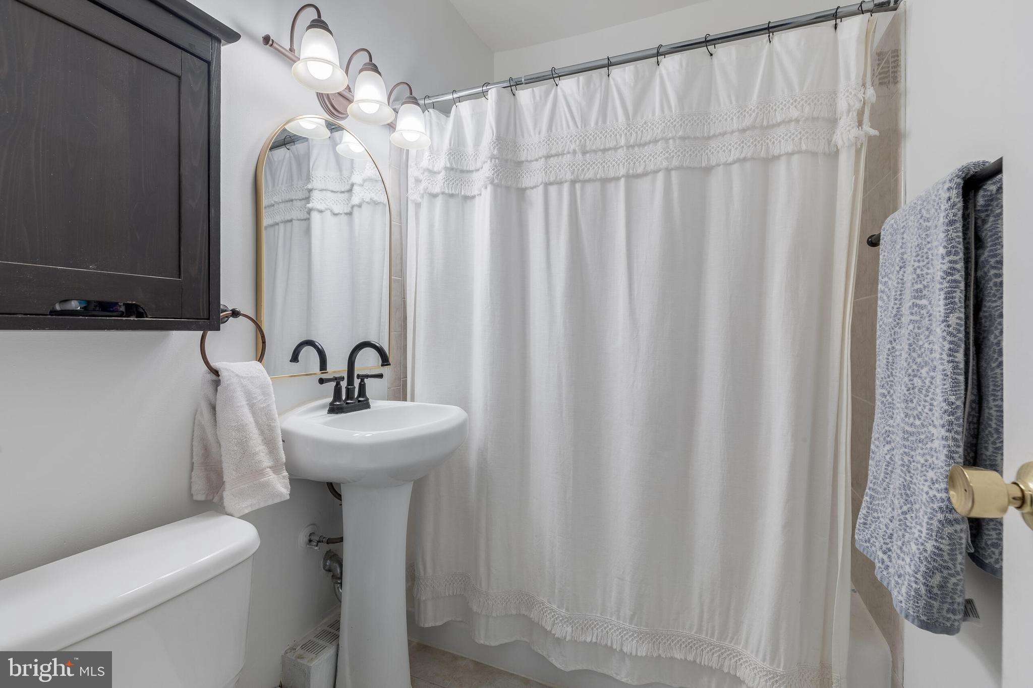 RIVER PLACE - Residential