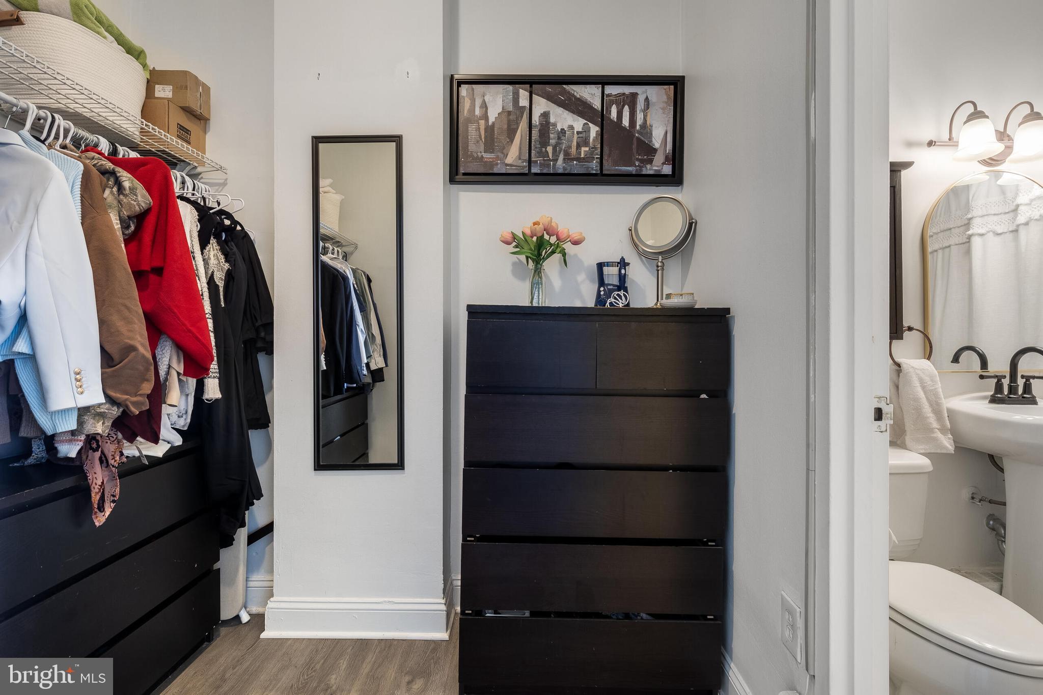 RIVER PLACE - Residential