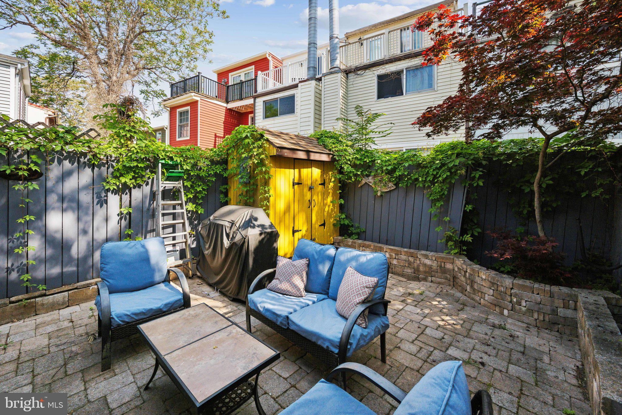 HISTORIC DISTRICT - Residential