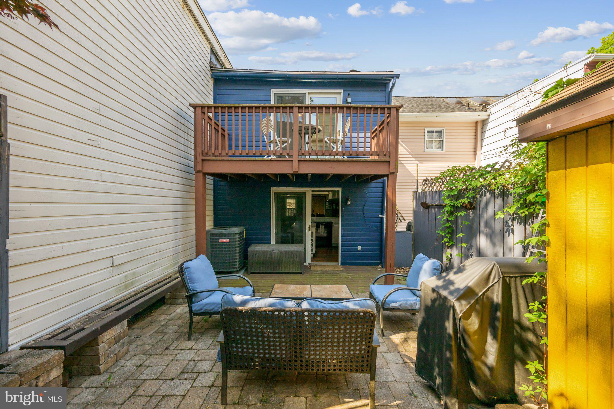 HISTORIC DISTRICT - Residential