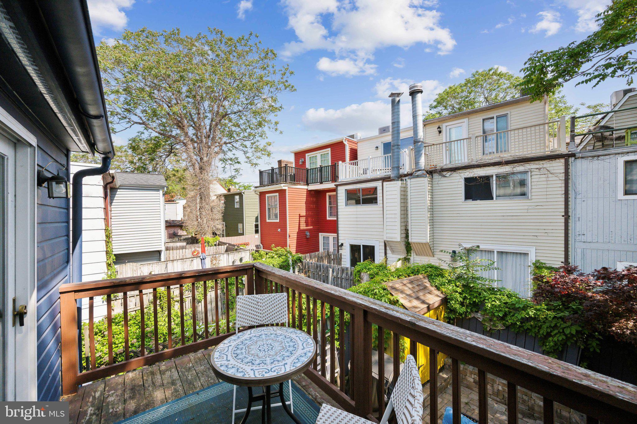 HISTORIC DISTRICT - Residential