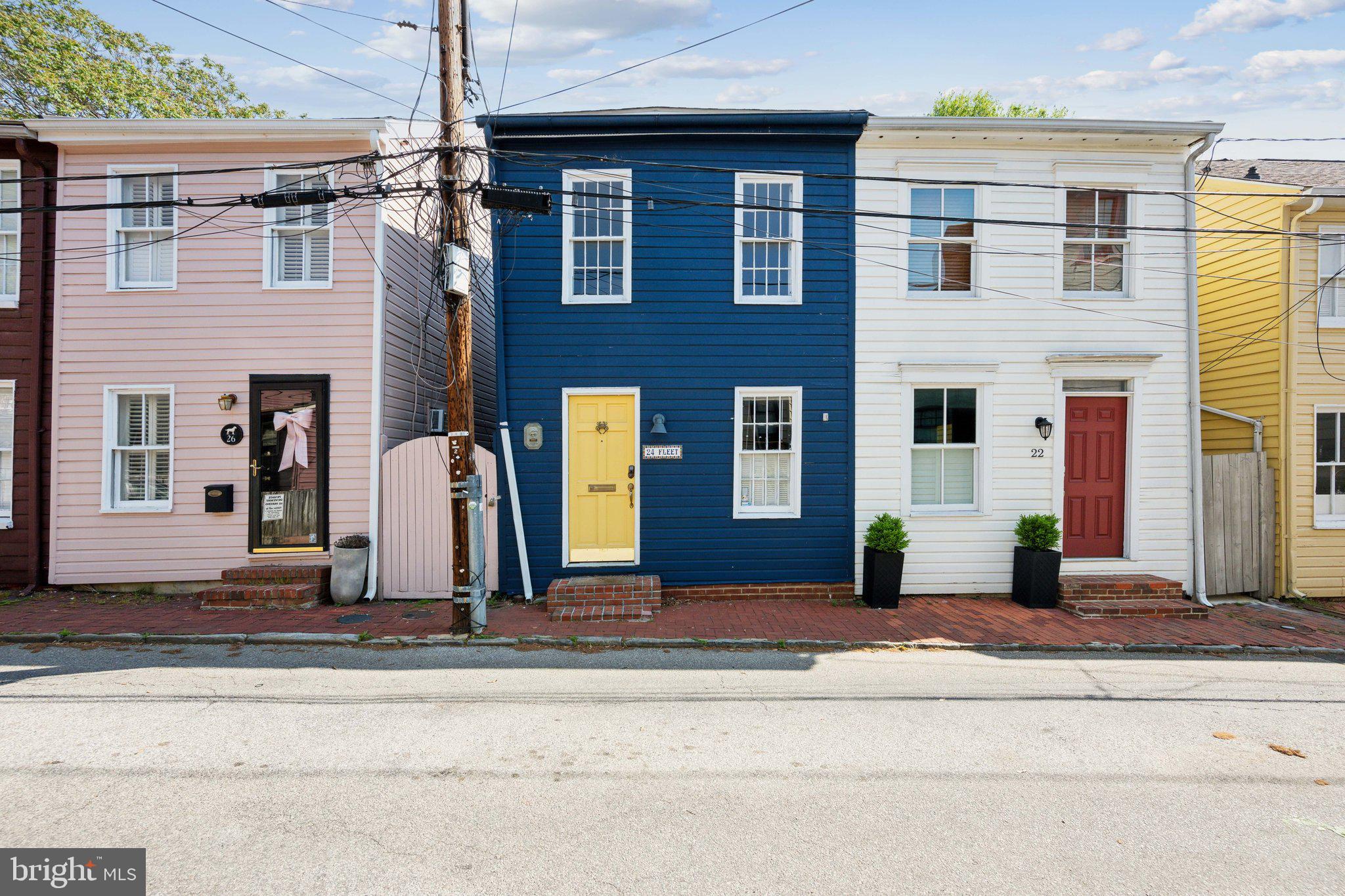 HISTORIC DISTRICT - Residential