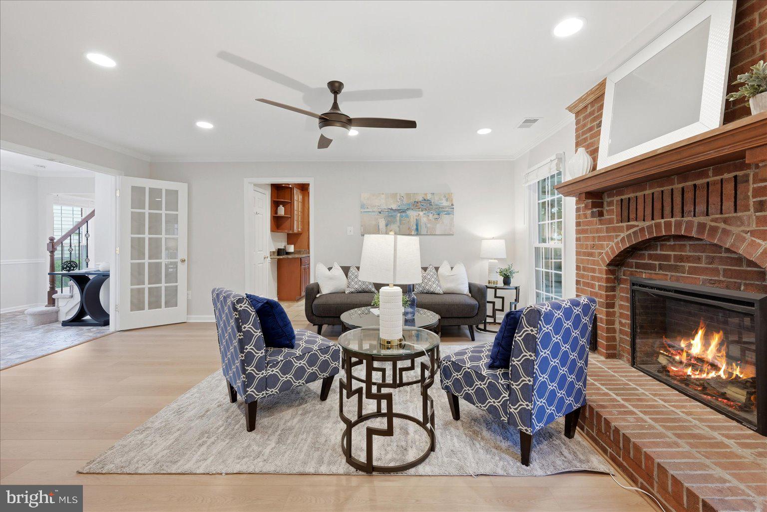 3244 DUCK POND COURT