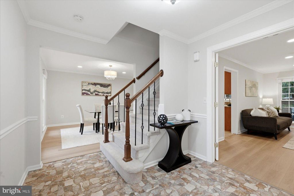 Photo of 3244 Duck Pond Court, HERNDON, VA 20171 (MLS # VAFX2298590)