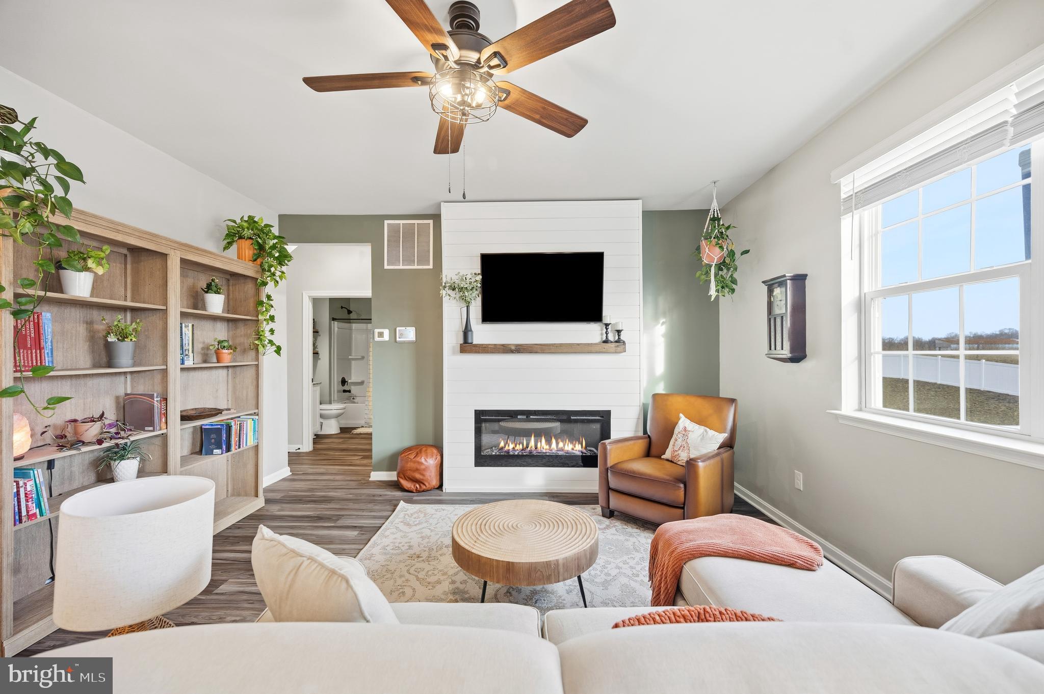 SHENANDOAH CROSSING - Residential