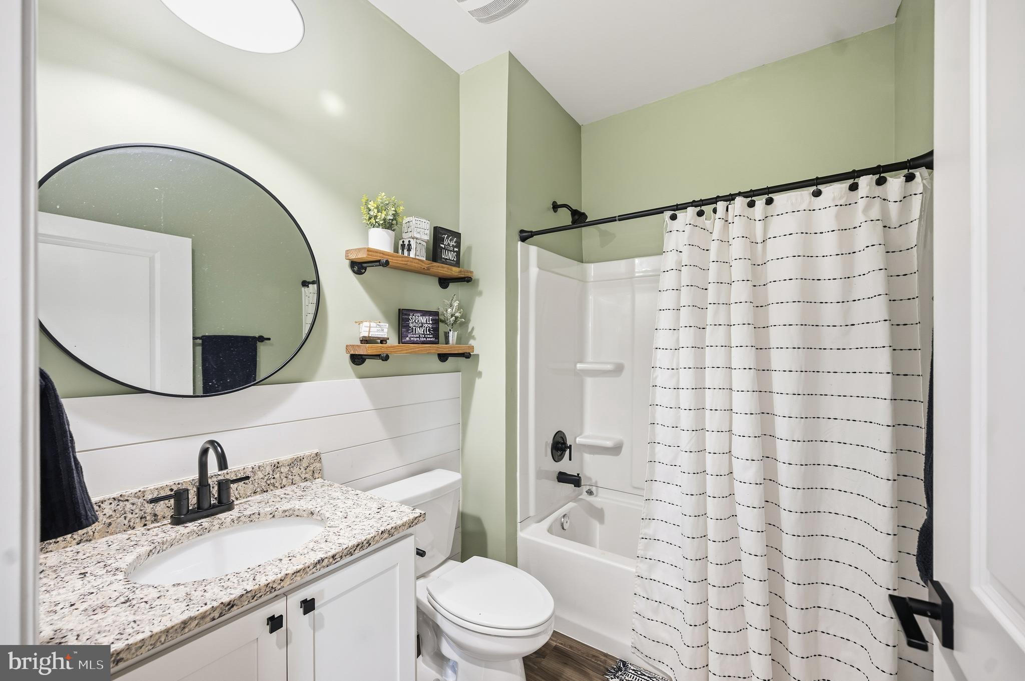 SHENANDOAH CROSSING - Residential