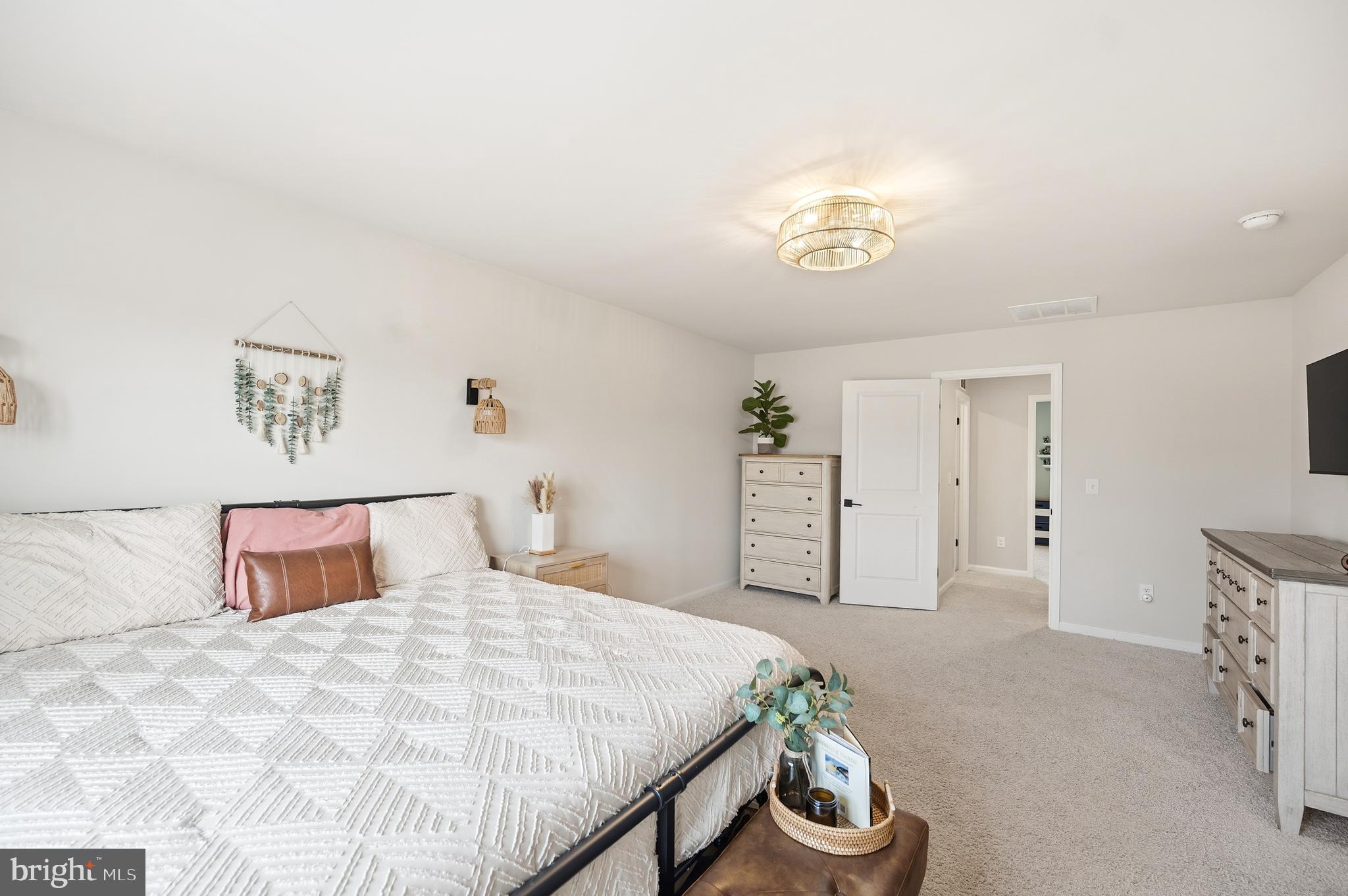 SHENANDOAH CROSSING - Residential