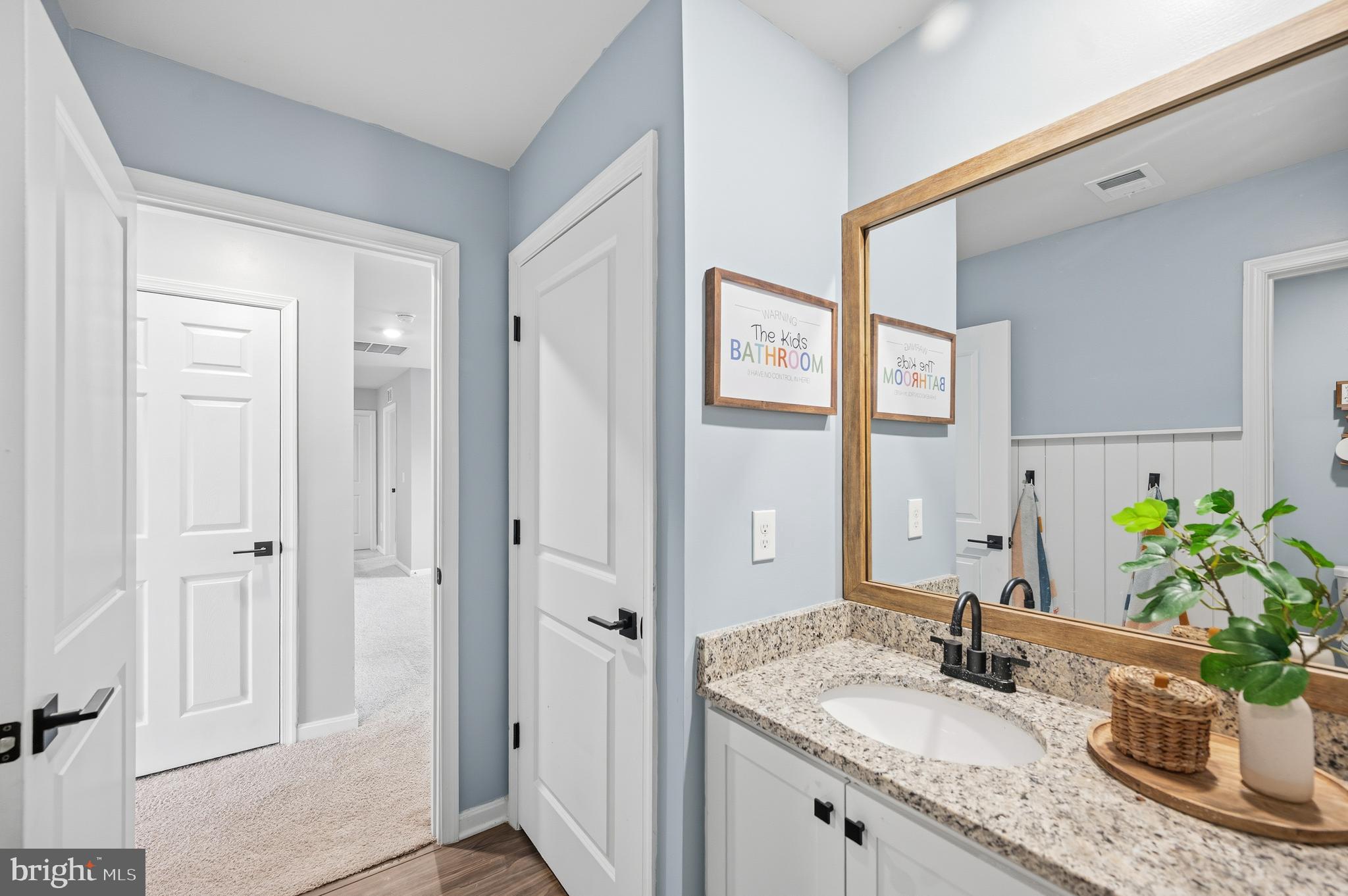 SHENANDOAH CROSSING - Residential