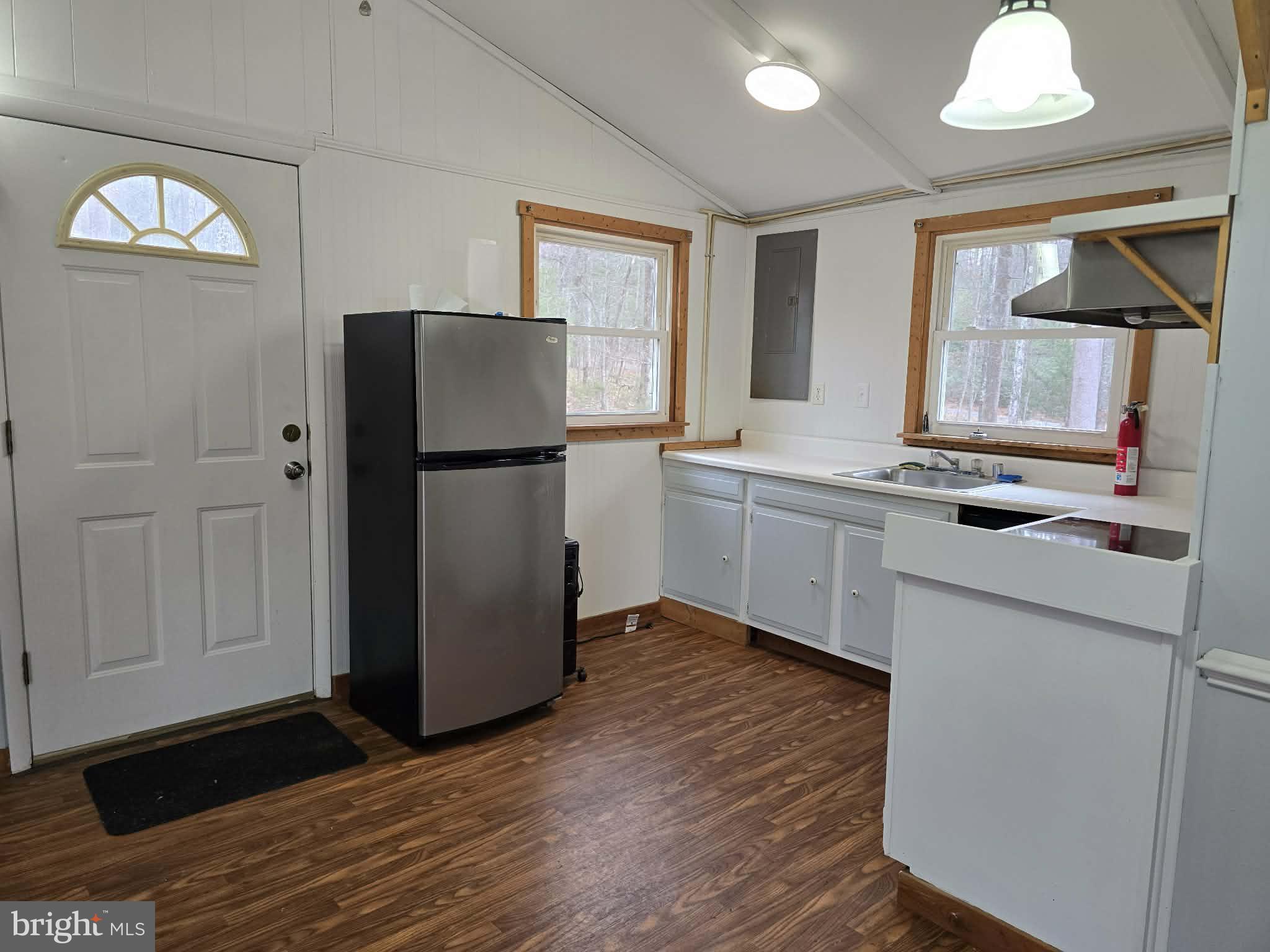 LAUREL MOUNTAIN - Residential