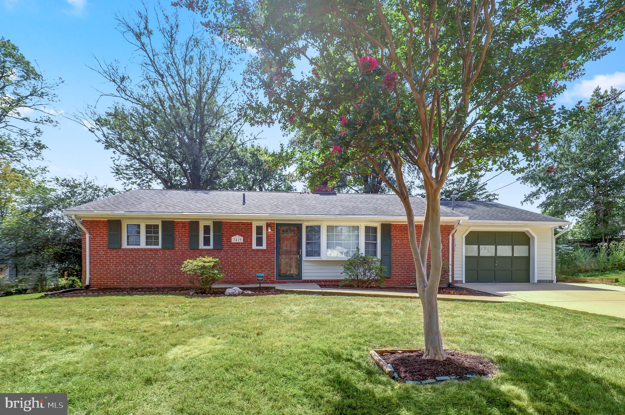 NORTH SPRINGFIELD - Residential