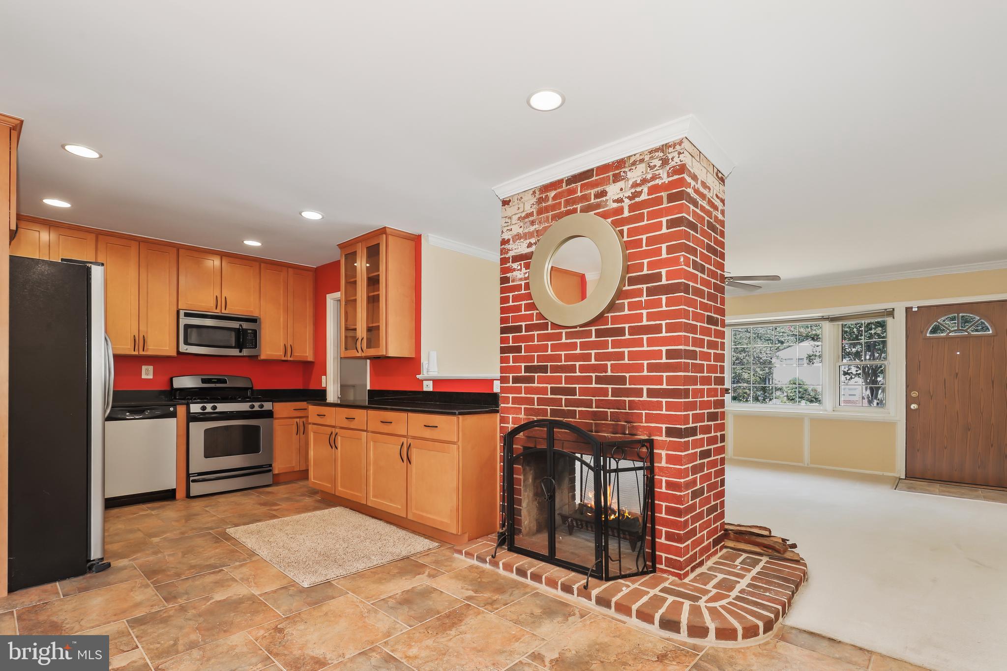 NORTH SPRINGFIELD - Residential