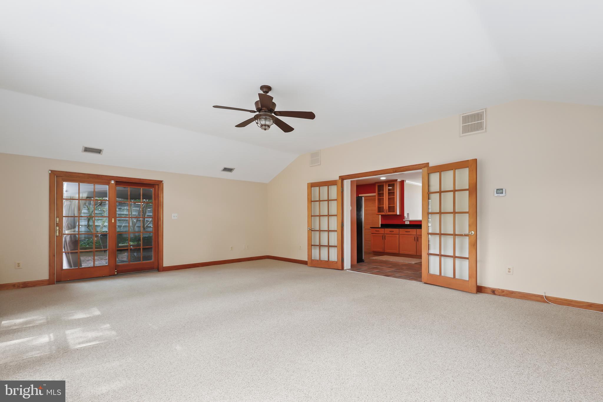 NORTH SPRINGFIELD - Residential