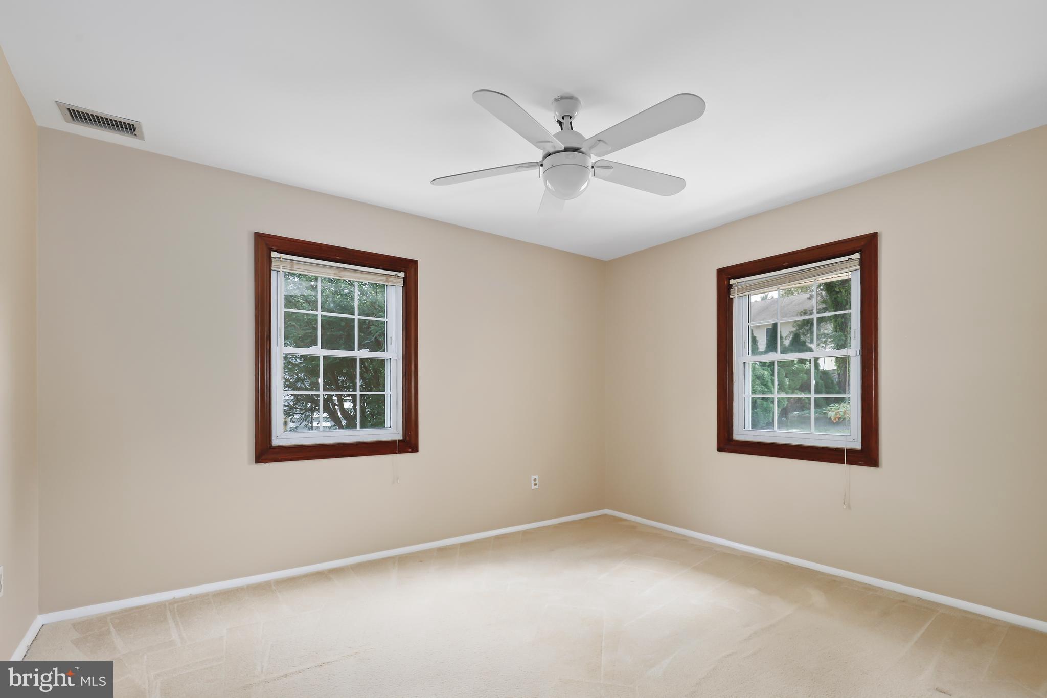 NORTH SPRINGFIELD - Residential