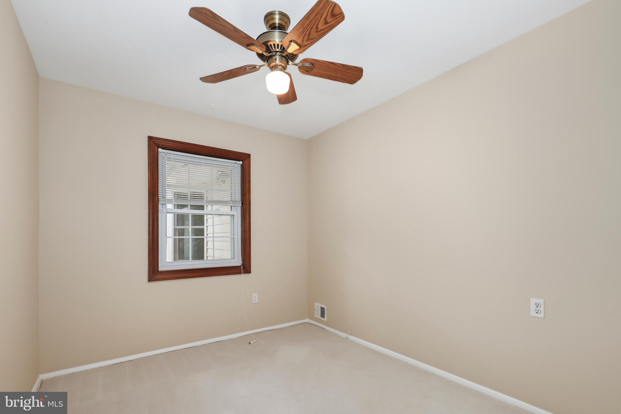 NORTH SPRINGFIELD - Residential